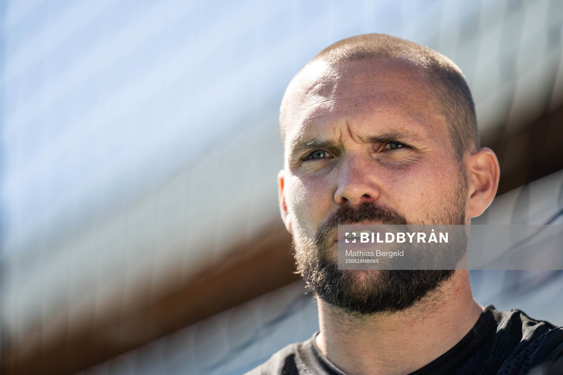 Häckens målvakt Oscar Jansson intervjuas under en pressträff inför finalen i Svenska Cupen den 28 maj 2025 i Göteborg.