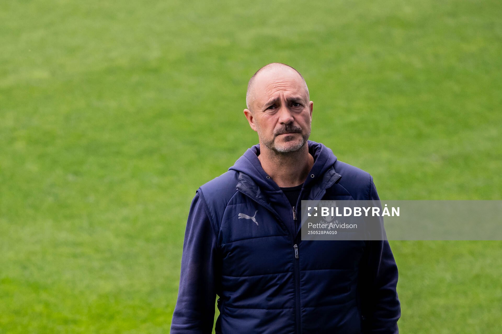 Malmö FFs säkerhetschef Peter Narbe under en träning inför finalen i Svenska Cupen den 28 maj 2025 i Malmö. 