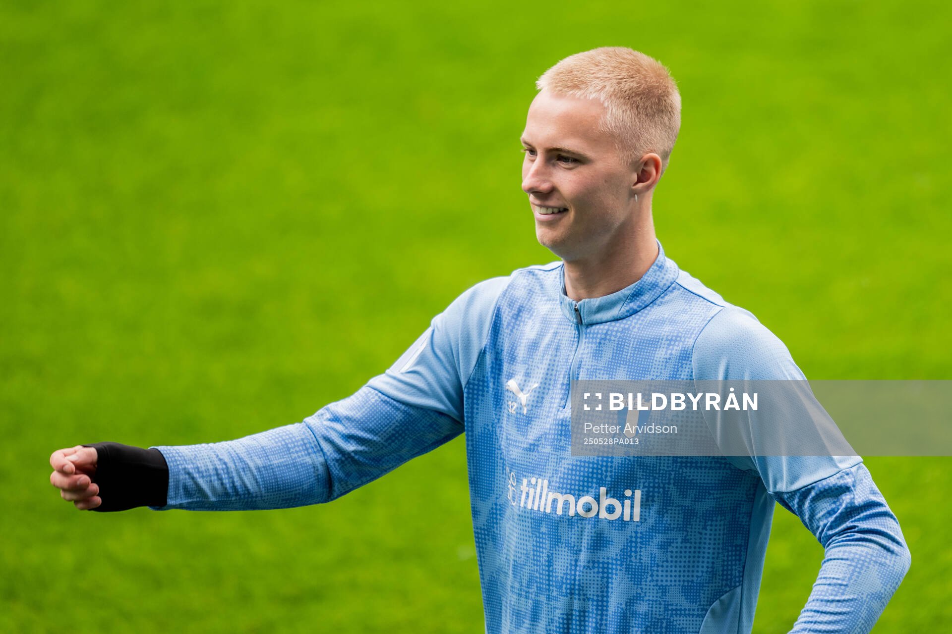 Malmö FFs Daniel Gudjohnsen under en träning inför finalen i Svenska Cupen den 28 maj 2025 i Malmö. 