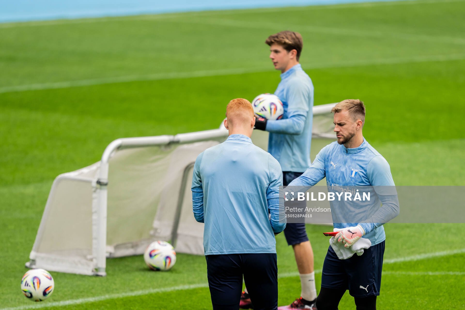 Malmö FFs målvakt Ricardo Friedrich under en träning inför finalen i Svenska Cupen den 28 maj 2025 i Malmö. 