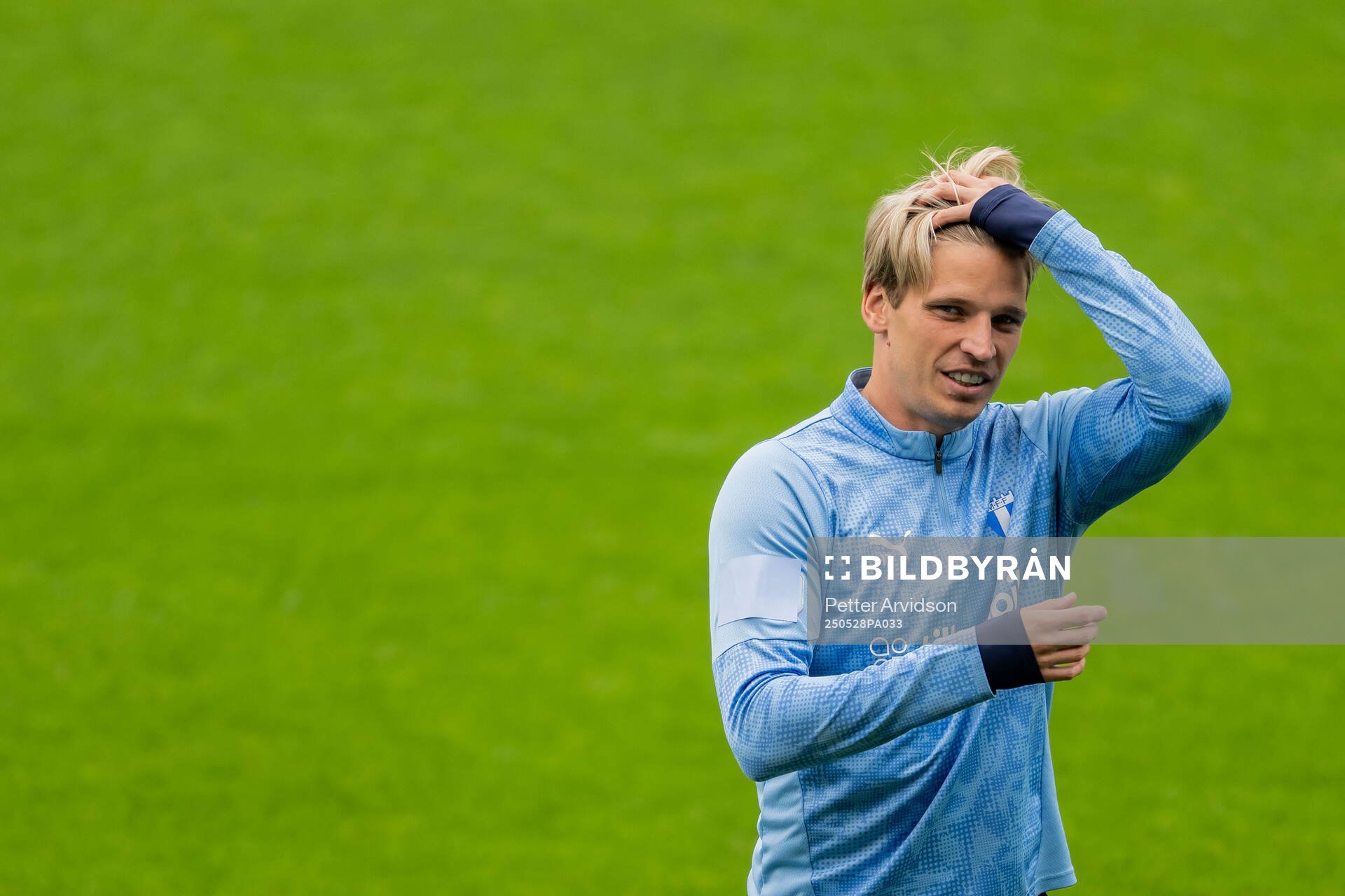 Malmö FFs Jens Stryger Larsen under en träning inför finalen i Svenska Cupen den 28 maj 2025 i Malmö. 