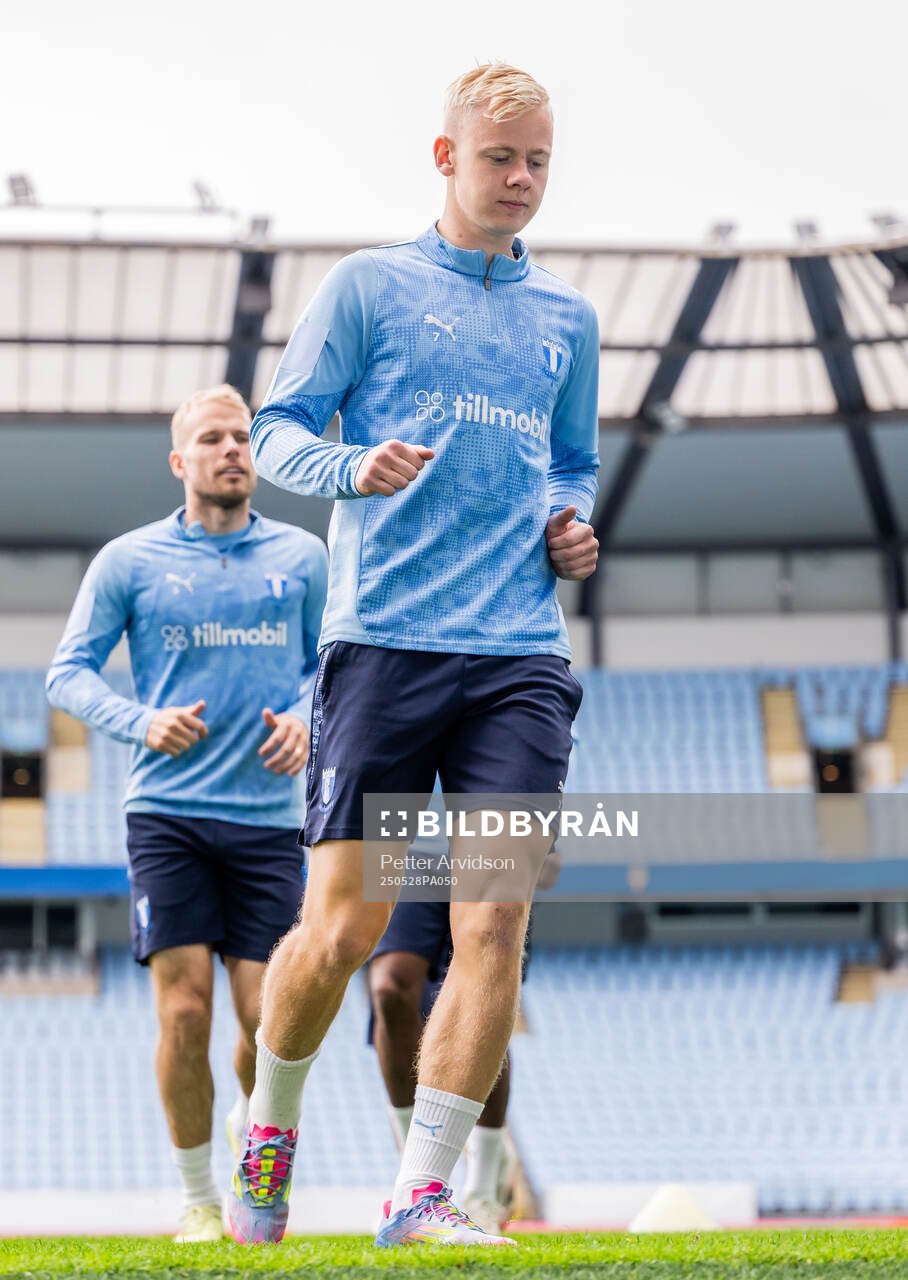 Malmö FFs Otto Rosengren under en träning inför finalen i Svenska Cupen den 28 maj 2025 i Malmö. 