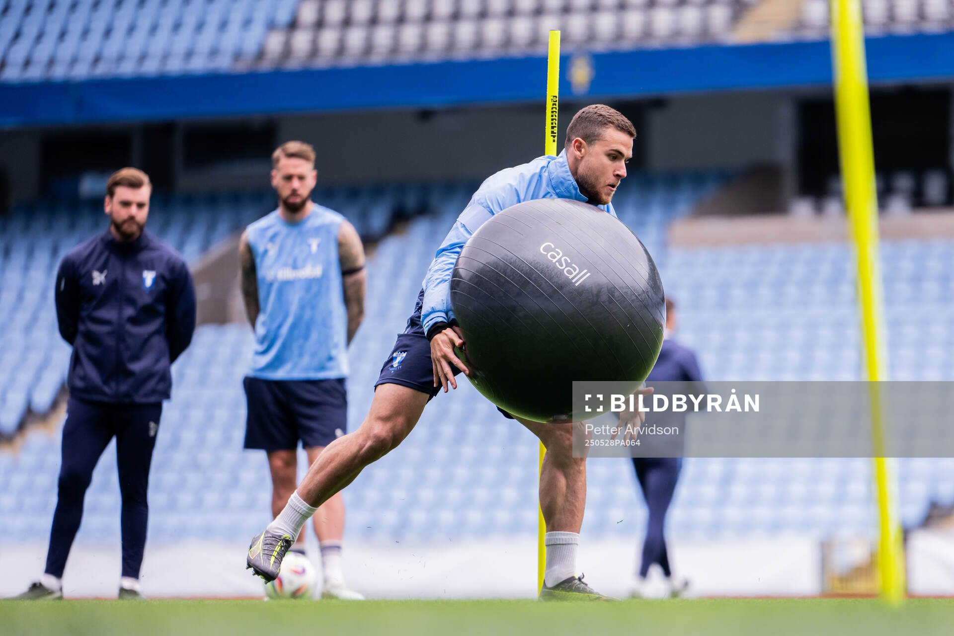 Malmö FFs Gabriel Busanello under en träning inför finalen i Svenska Cupen den 28 maj 2025 i Malmö. 