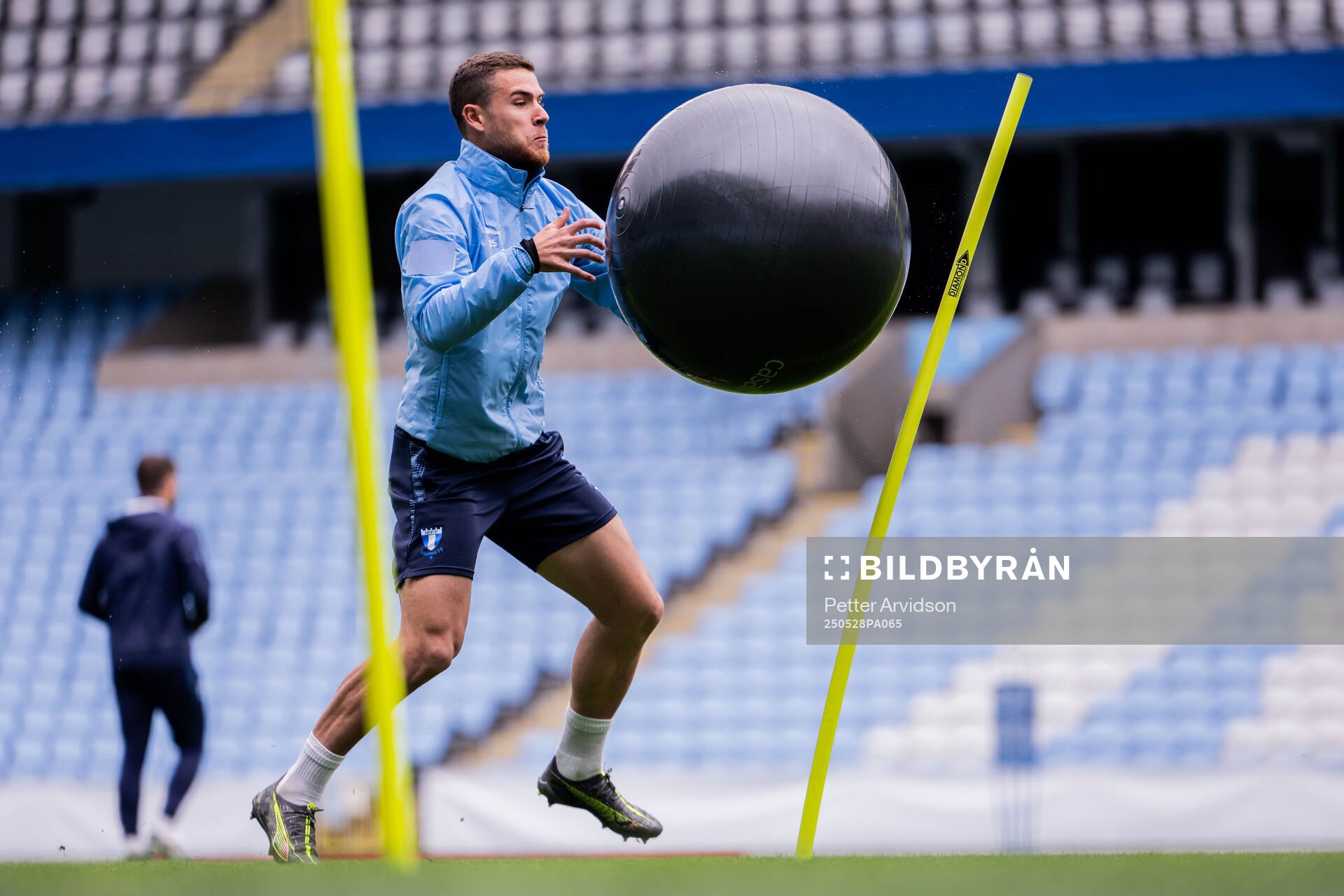 Malmö FFs Gabriel Busanello under en träning inför finalen i Svenska Cupen den 28 maj 2025 i Malmö. 
