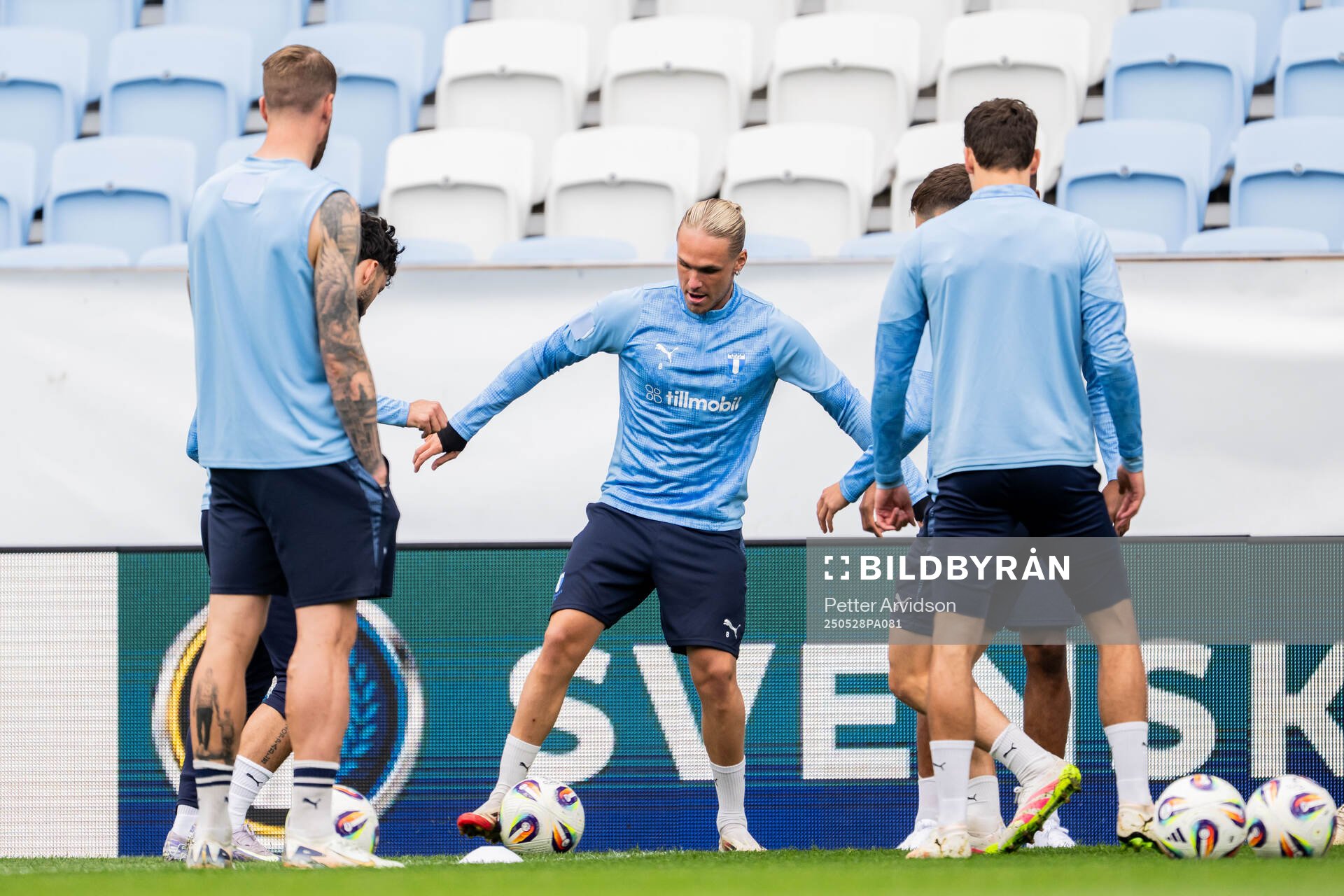 Malmö FFs Arnor Sigurdsson under en träning inför finalen i Svenska Cupen den 28 maj 2025 i Malmö. 