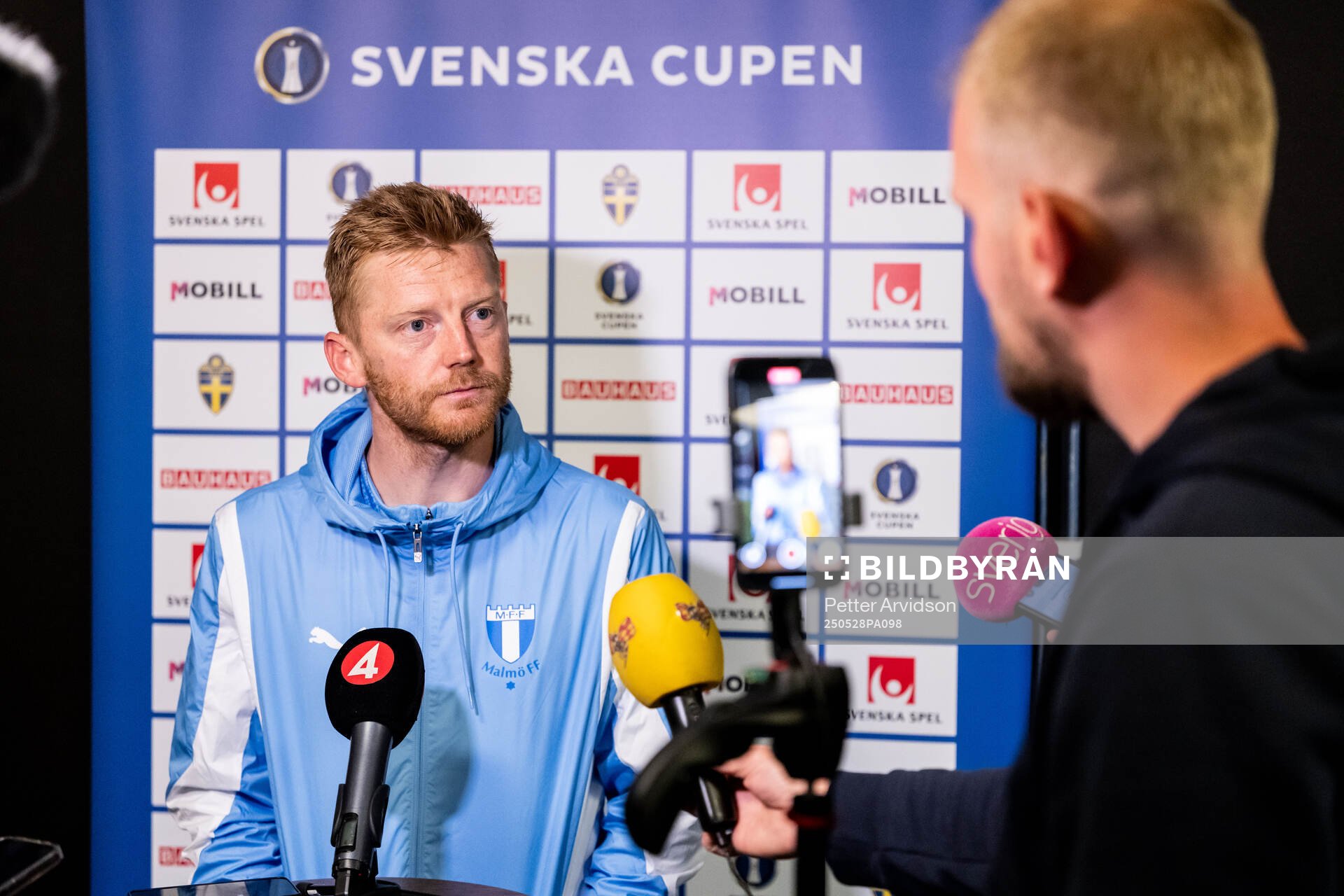 Malmö FFs Anders Christiansen under en pressträff inför finalen i Svenska Cupen den 28 maj 2025 i Malmö. 