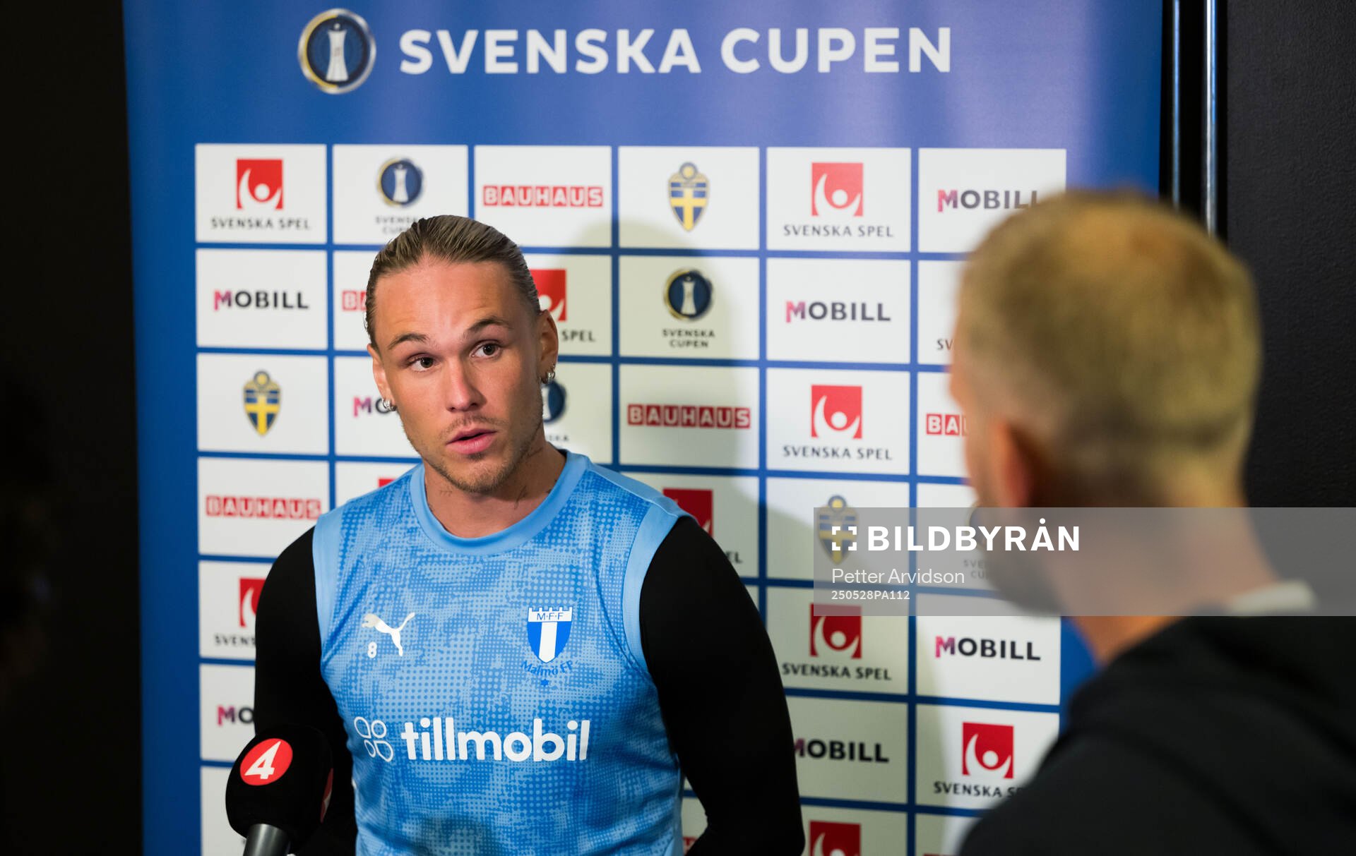 Arnor Sigurdsson under en pressträff inför finalen i Svenska Cupen den 28 maj 2025 i Malmö. 
