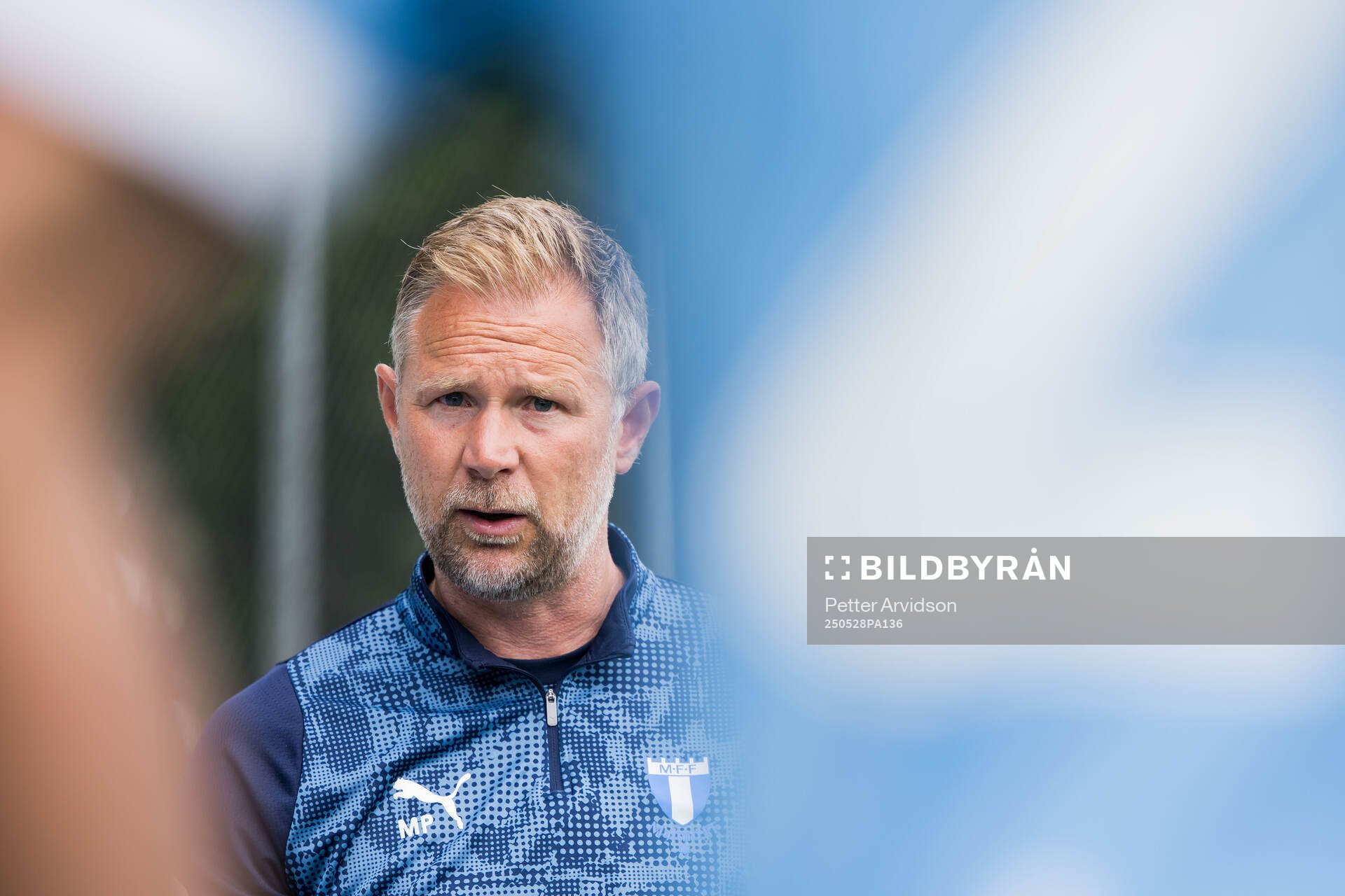 Malmö FFs tränare Magnus Pehrsson under finalen i P19 Ligacupen mellan Malmö FF och Hammarby den 28 maj 2025 i Malmö. 