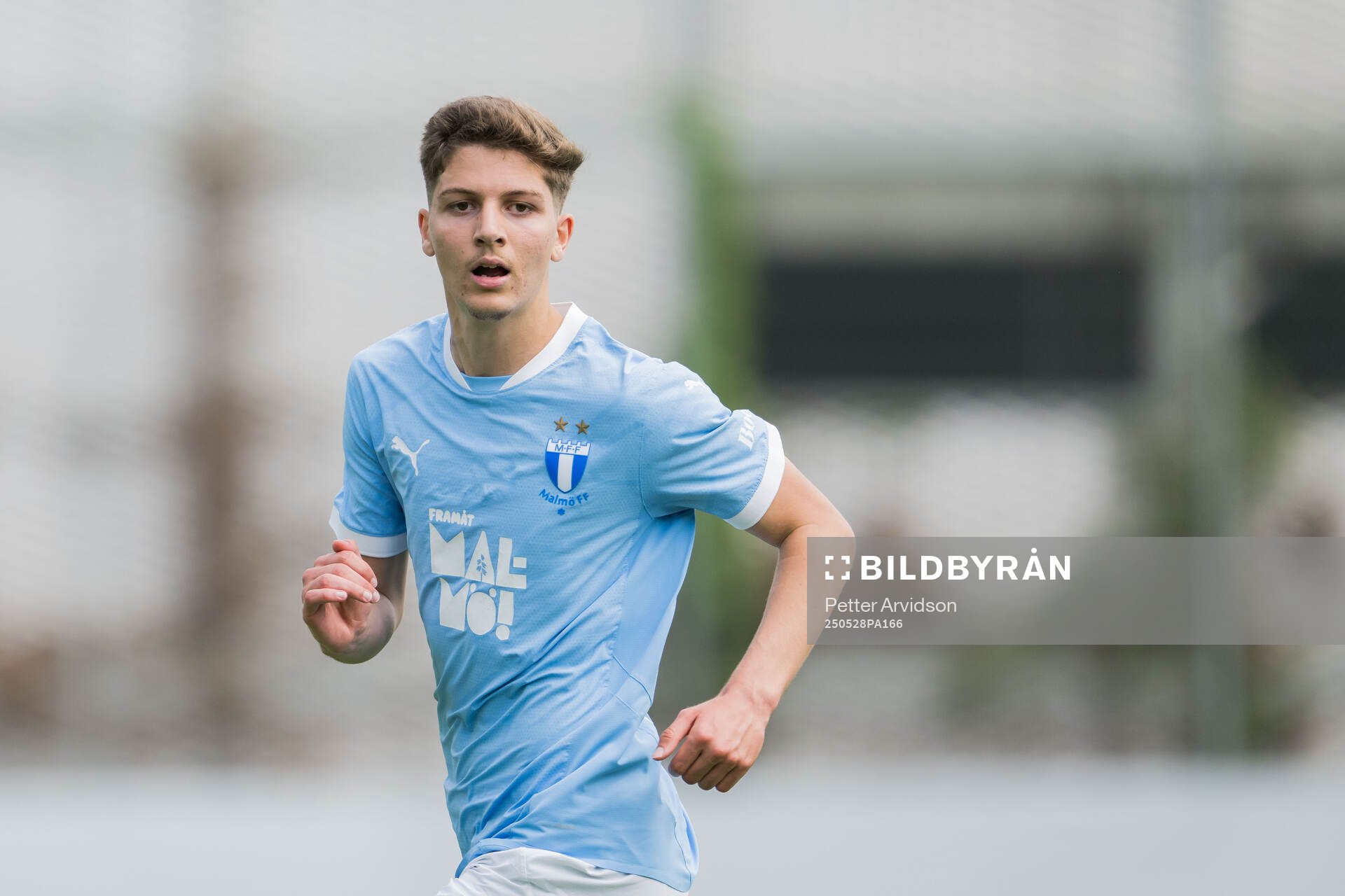 Malmö FFs Medjen Llumnica under finalen i P19 Ligacupen mellan Malmö FF och Hammarby den 28 maj 2025 i Malmö. 