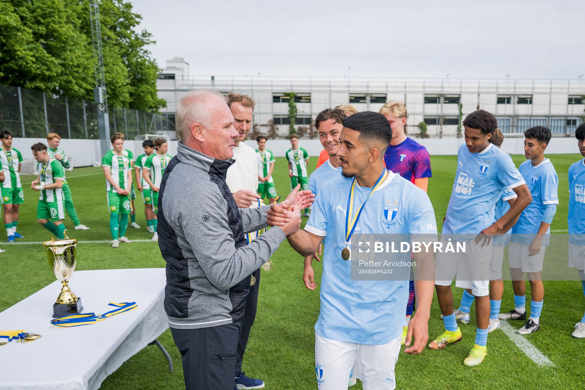 Malmö FFs Zakaria Loukili efter finalen i P19 Ligacupen mellan Malmö FF och Hammarby den 28 maj 2025 i Malmö. 