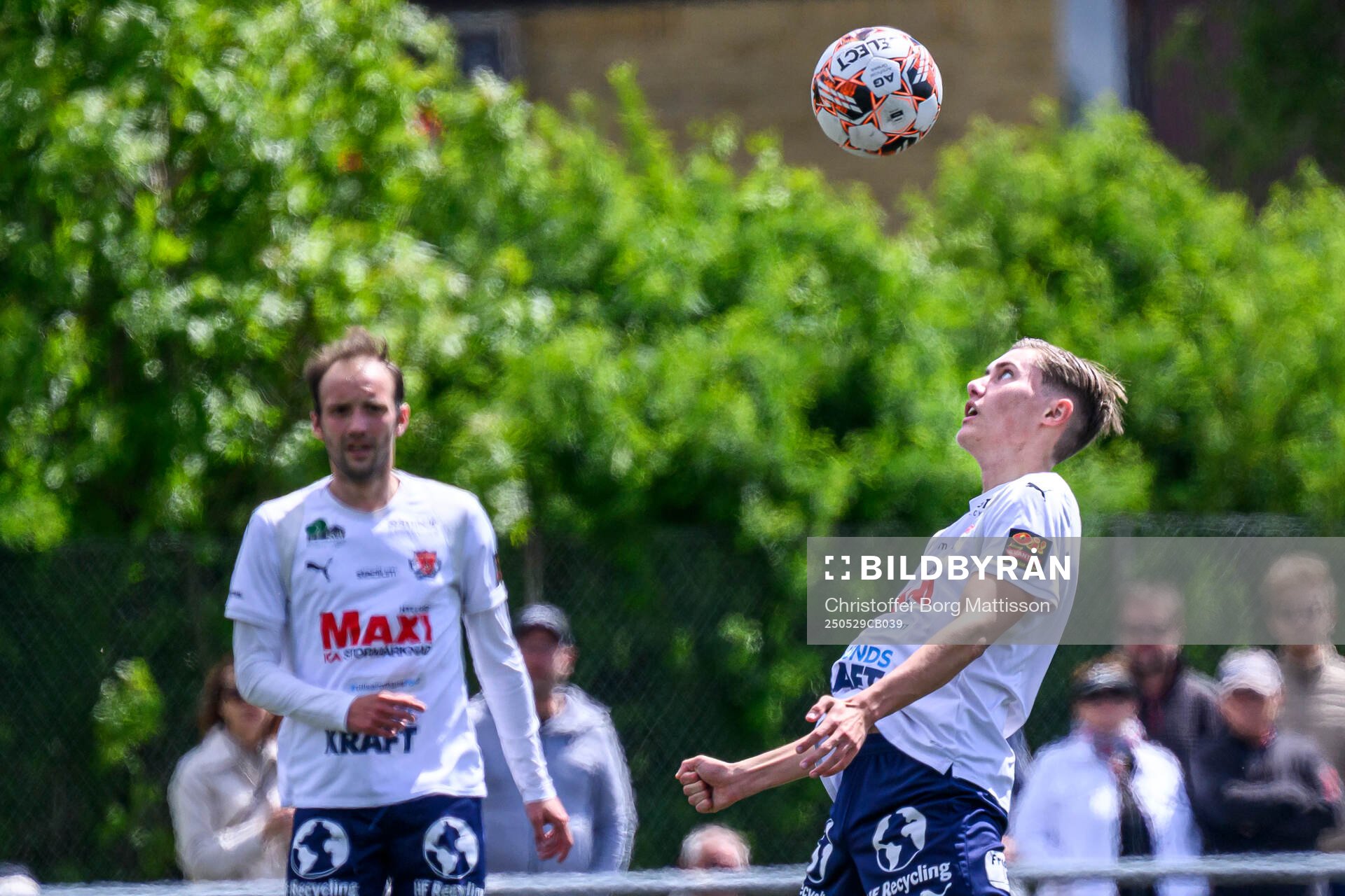Åstorps Leon Johansson under fotbollsmatchen i Division 2 Västra Götaland mellan Åstorps FF och Astrio BK den 29 maj 2025 i Åstorp.