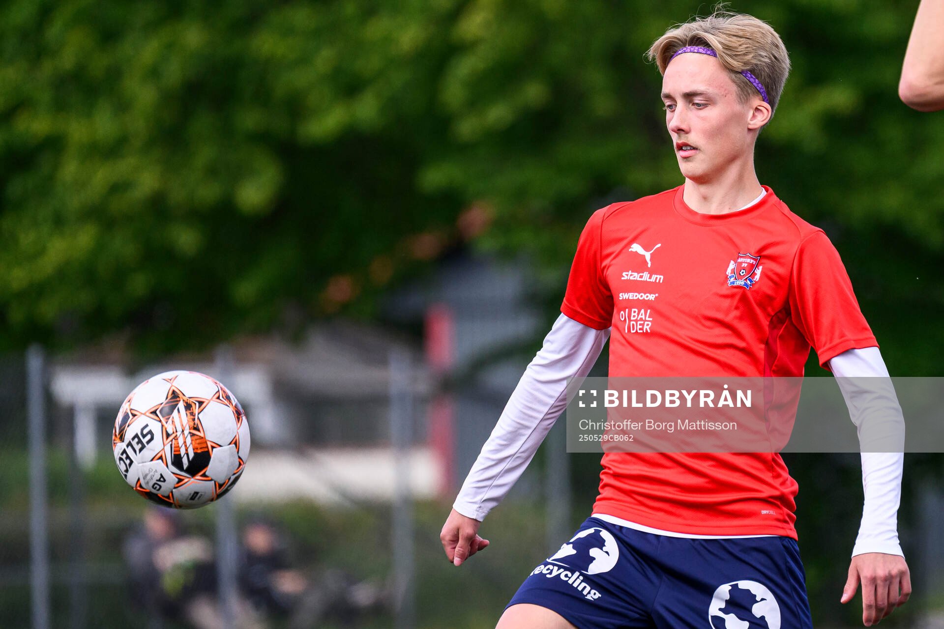 Åstorps Mio Johansson under fotbollsmatchen i Division 2 Västra Götaland mellan Åstorps FF och Astrio BK den 29 maj 2025 i Åstorp. 