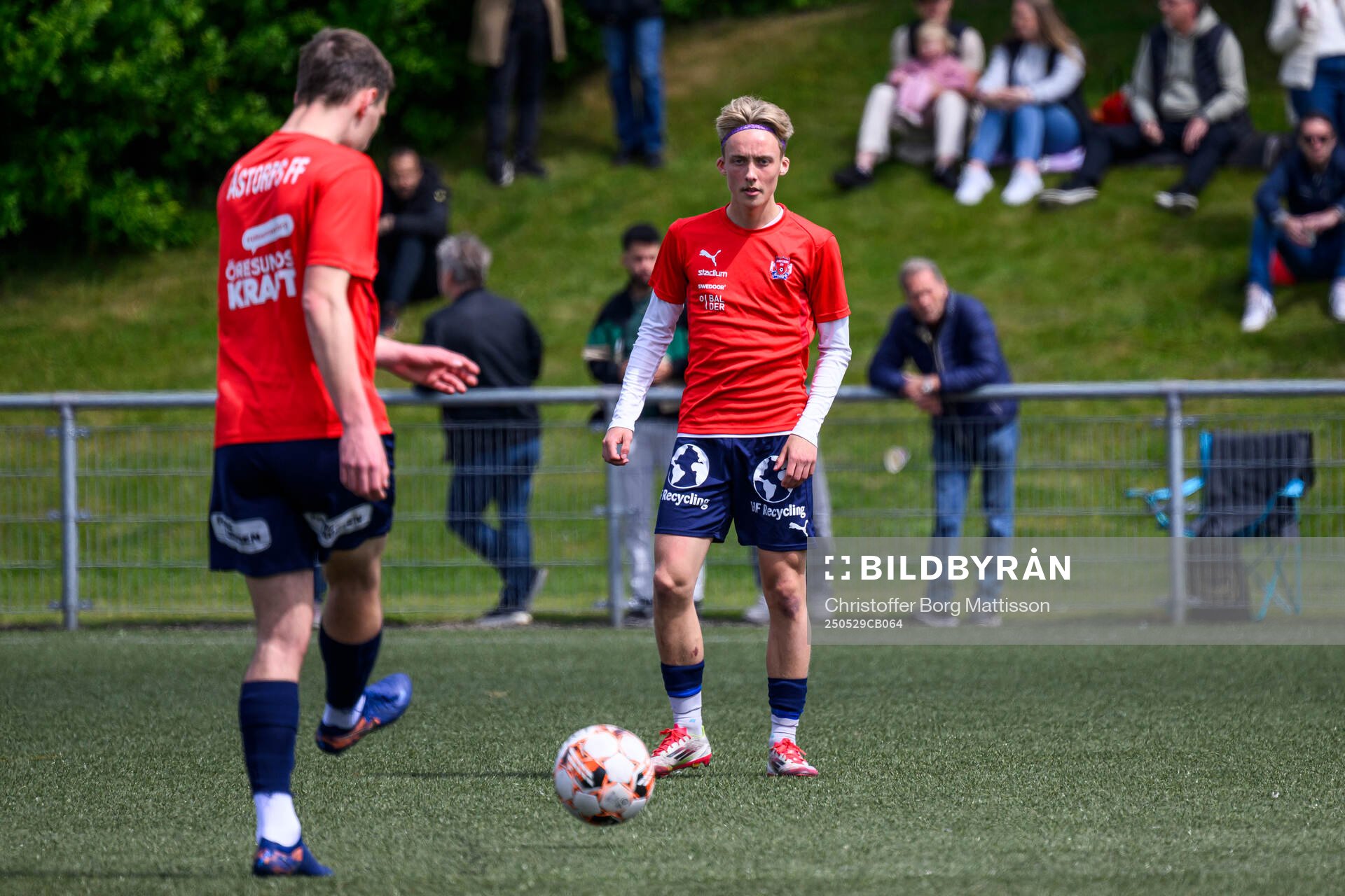 Åstorps Mio Johansson under fotbollsmatchen i Division 2 Västra Götaland mellan Åstorps FF och Astrio BK den 29 maj 2025 i Åstorp.