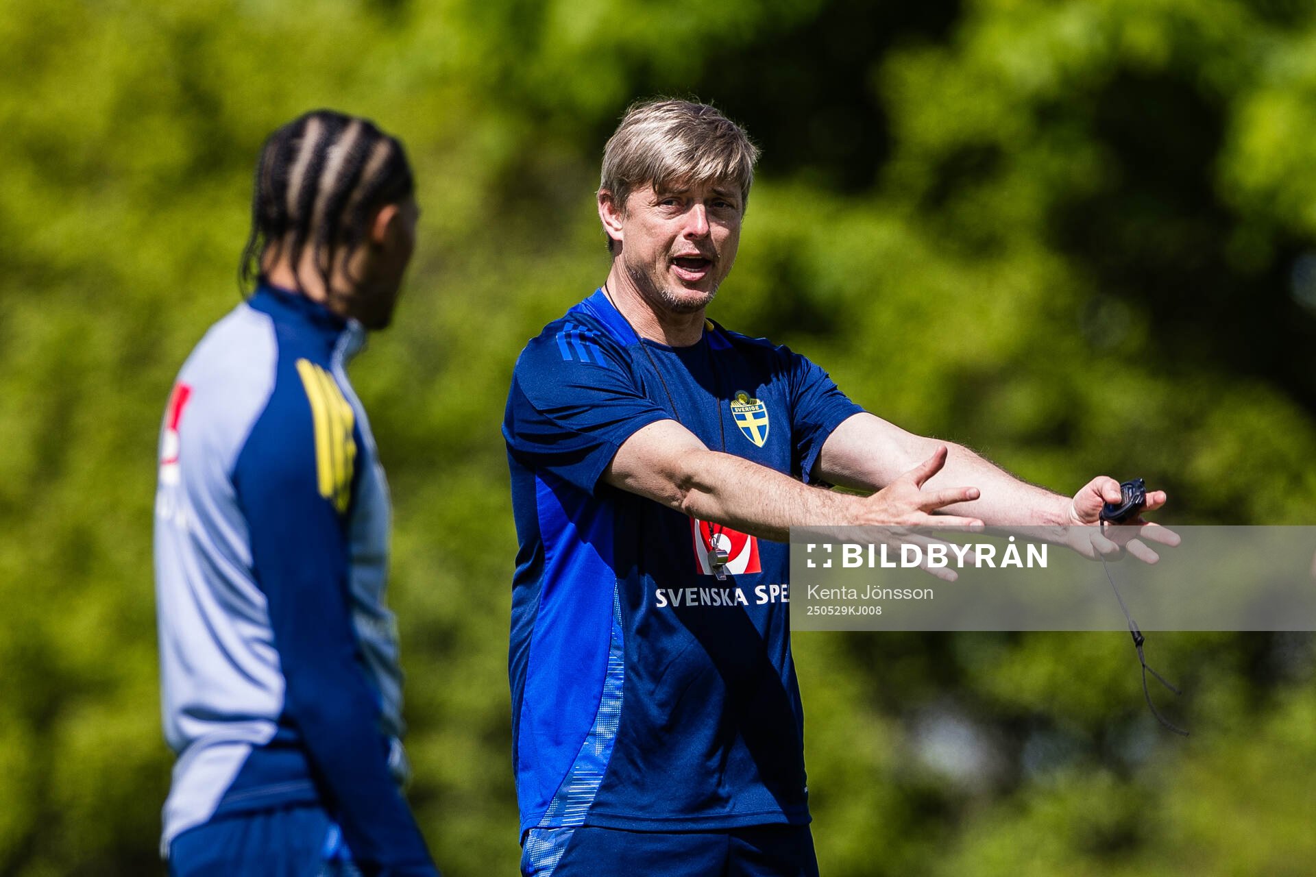 Head coach Jon Dahl Tomasson of the Swedish men's national