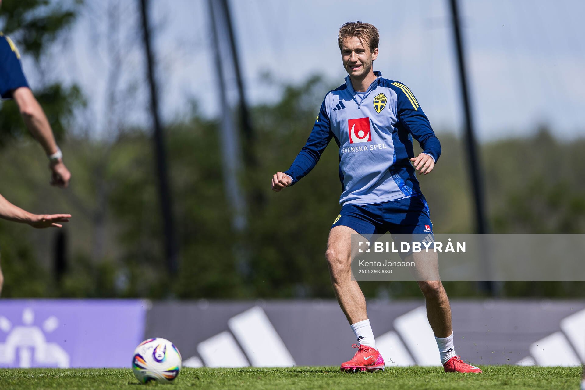 Benjamin Nygren of the Swedish men's national football team during a training session on May 29, 2025 in Stockholm. 
