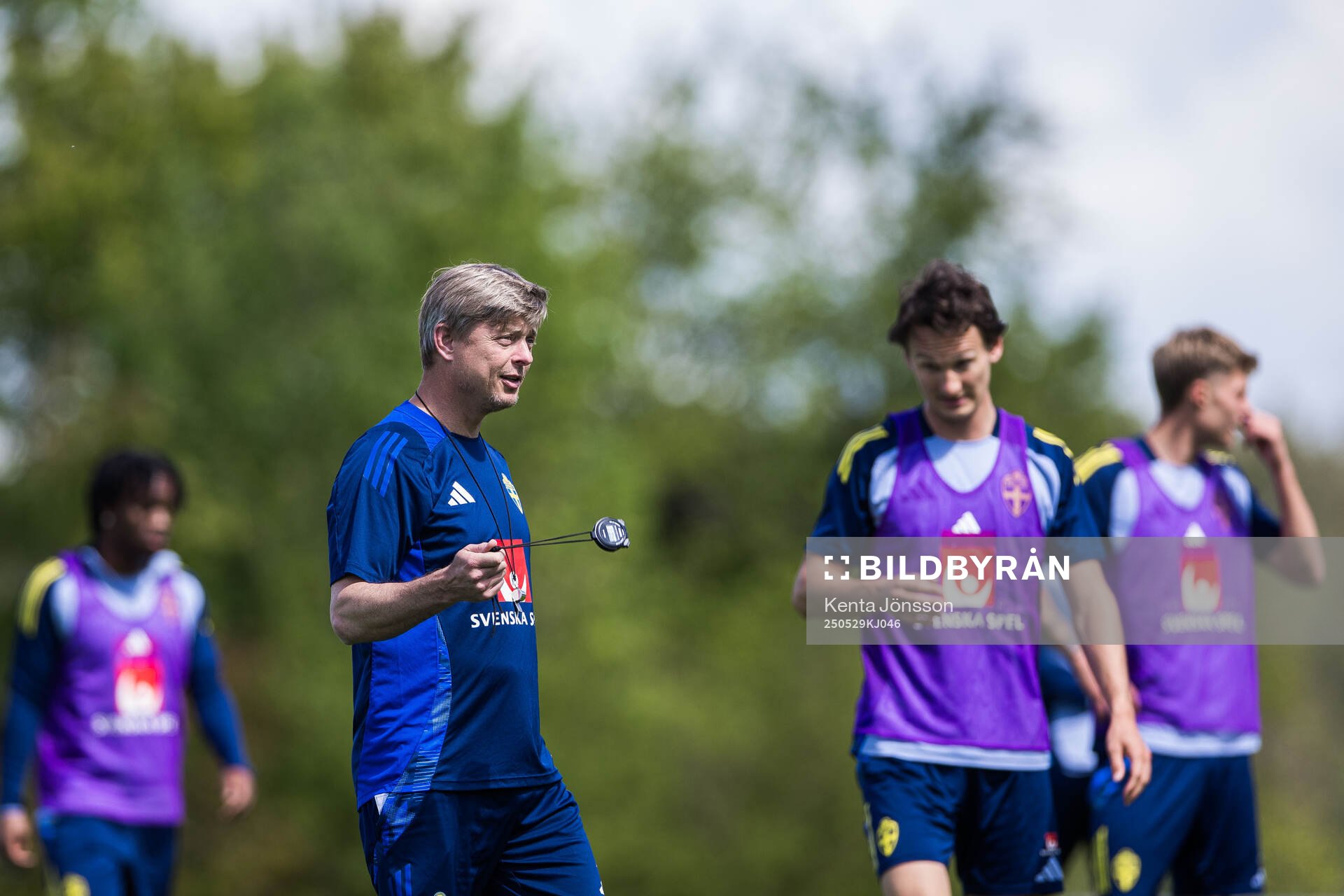 Head coach Jon Dahl Tomasson of the Swedish men's national football team during a training session on May 29, 2025 in Stockholm. 
