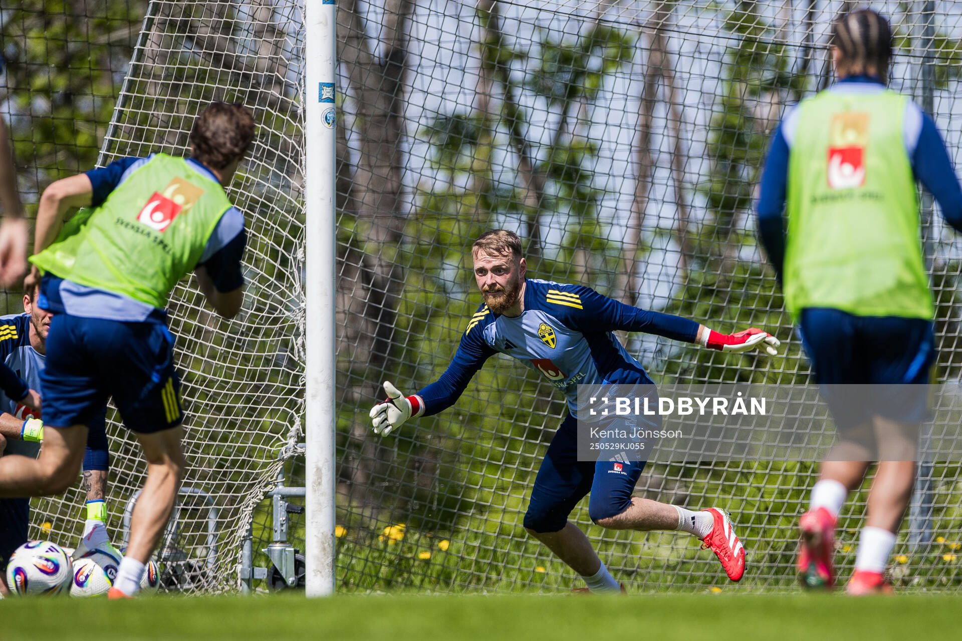 Goalkeeper Viktor Johansson of the Swedish men's national football team during a training session on May 29, 2025 in Stockholm. 