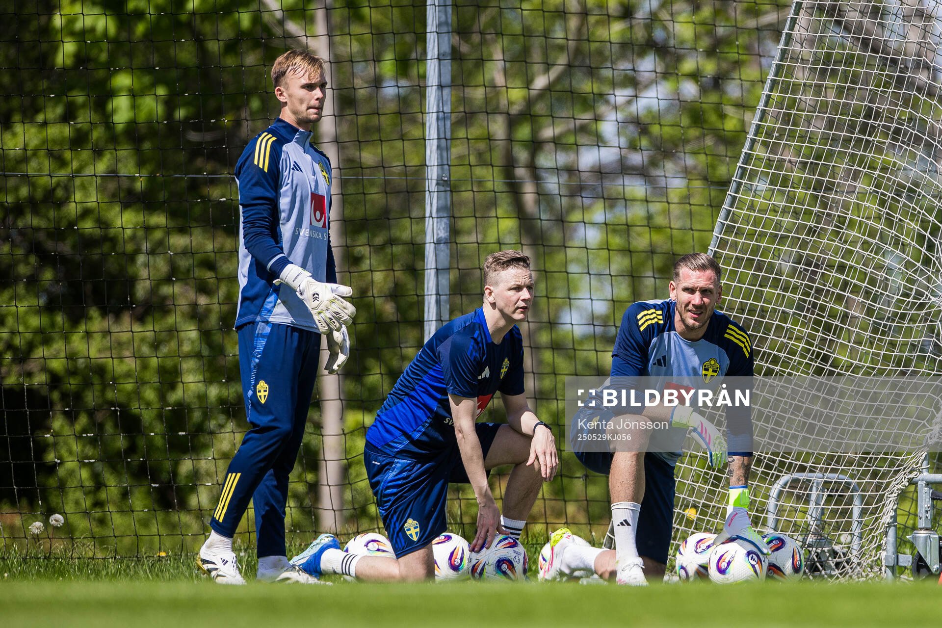 Goalkeeper Andre Picornell, goalkeeper coach Maths
