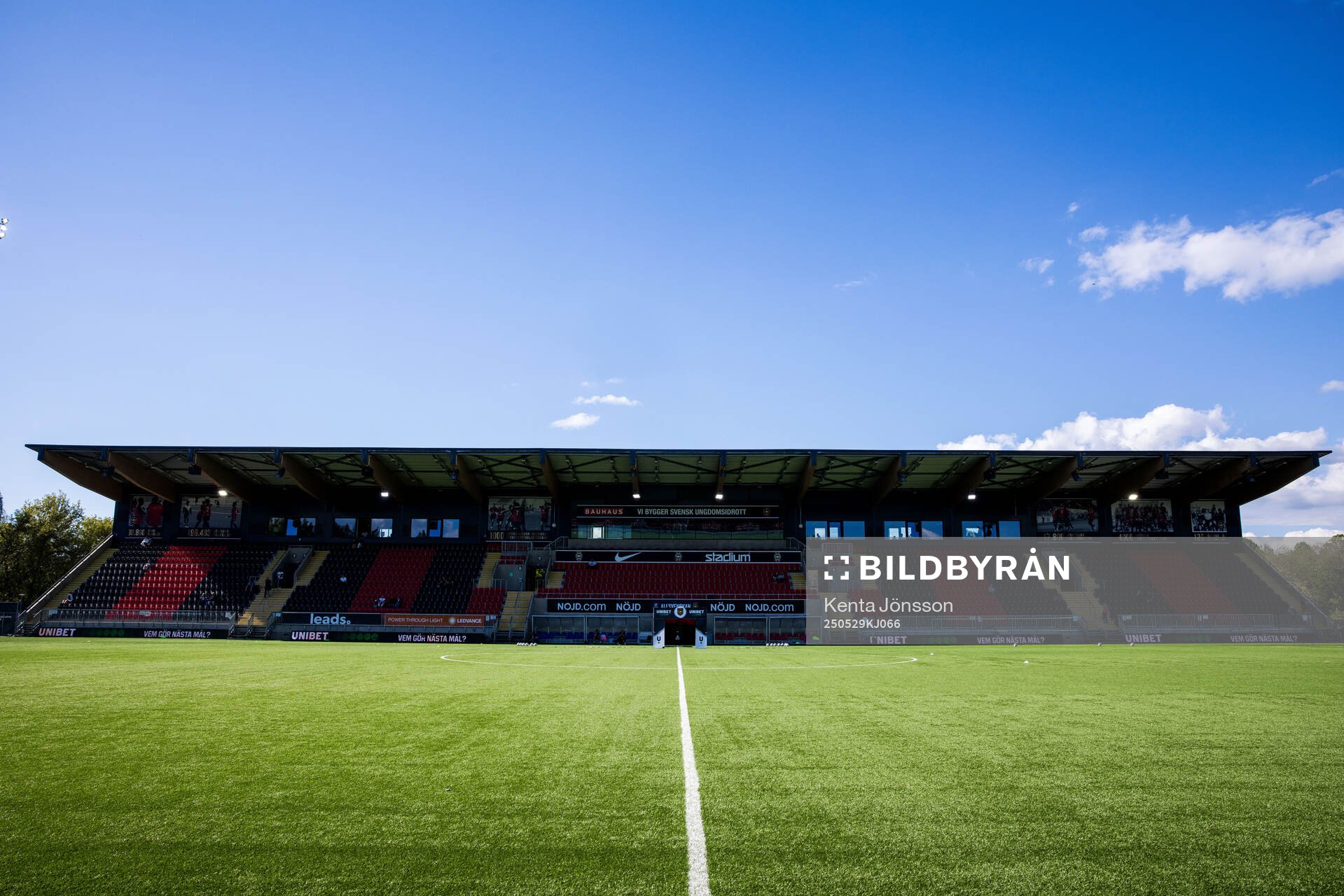Grimsta IP inför fotbollsmatchen i Allsvenskan mellan Brommapojkarna och Djurgården den 29 maj 2025 i Stockholm. 
