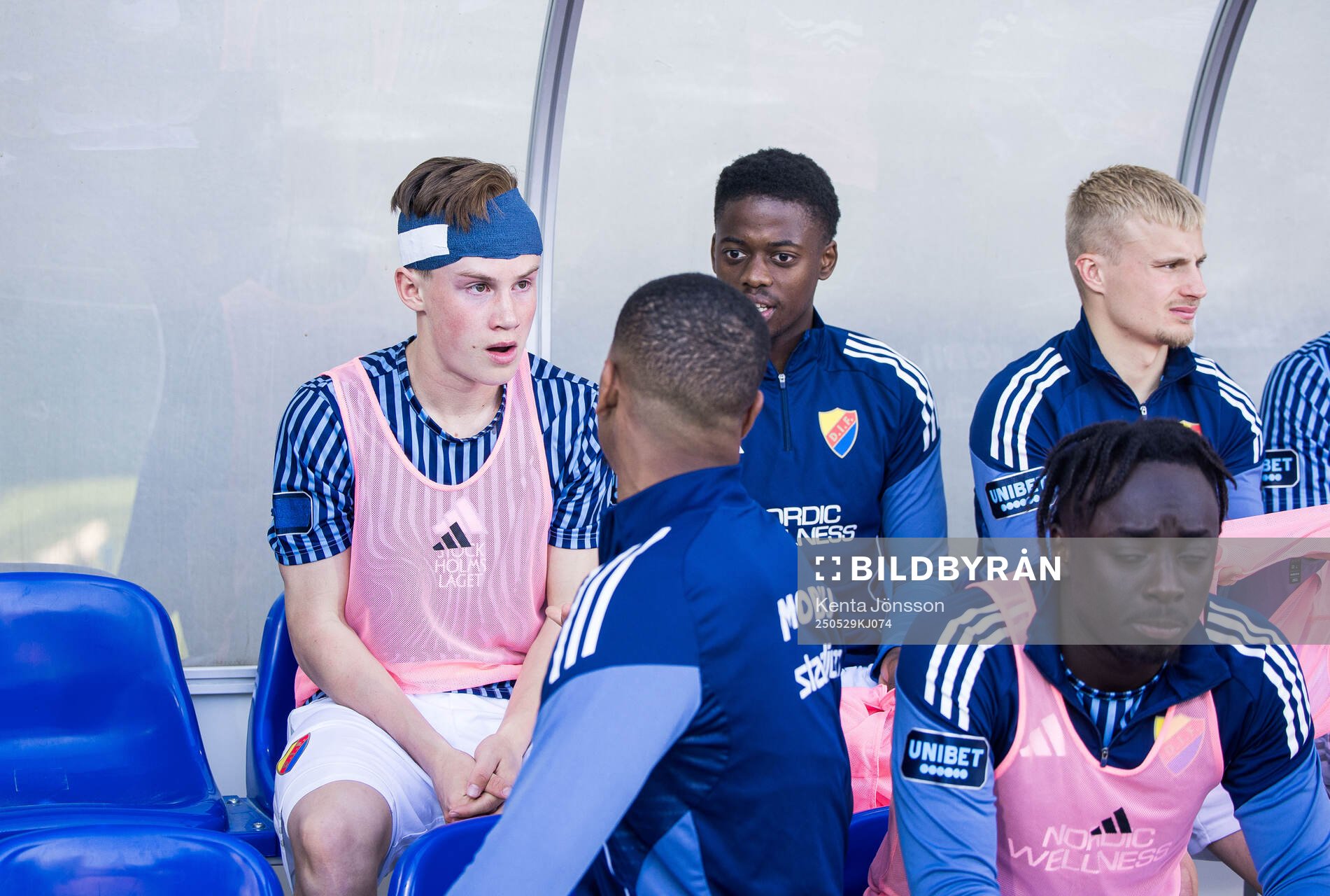 Djurgårdens Alexander Andersson inför fotbollsmatchen i Allsvenskan mellan Brommapojkarna och Djurgården den 29 maj 2025 i Stockholm.