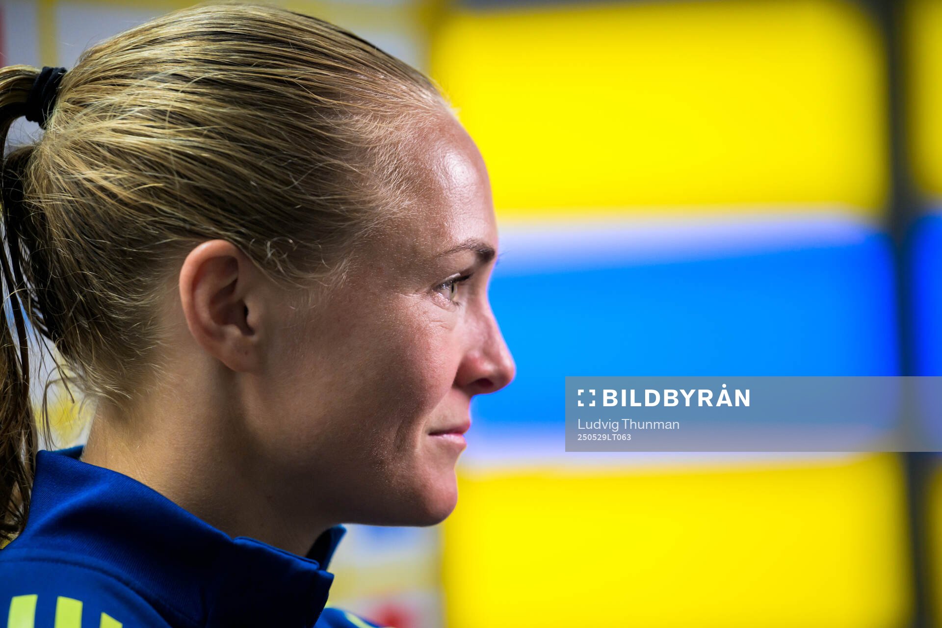 Magdalena Eriksson of the Swedish women’s national football team is interviewed by the media after a training session on May 29, 2025 in Parma. 
