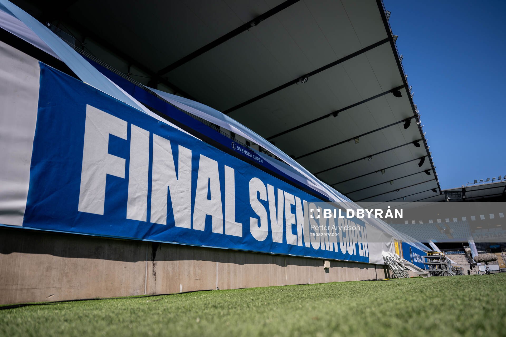 Svenska Cupen banderoll på Eleda Stadion inför finalen i Svenska Cupen mellan Malmö FF och Häcken den 29 maj 2025 i Malmö. 