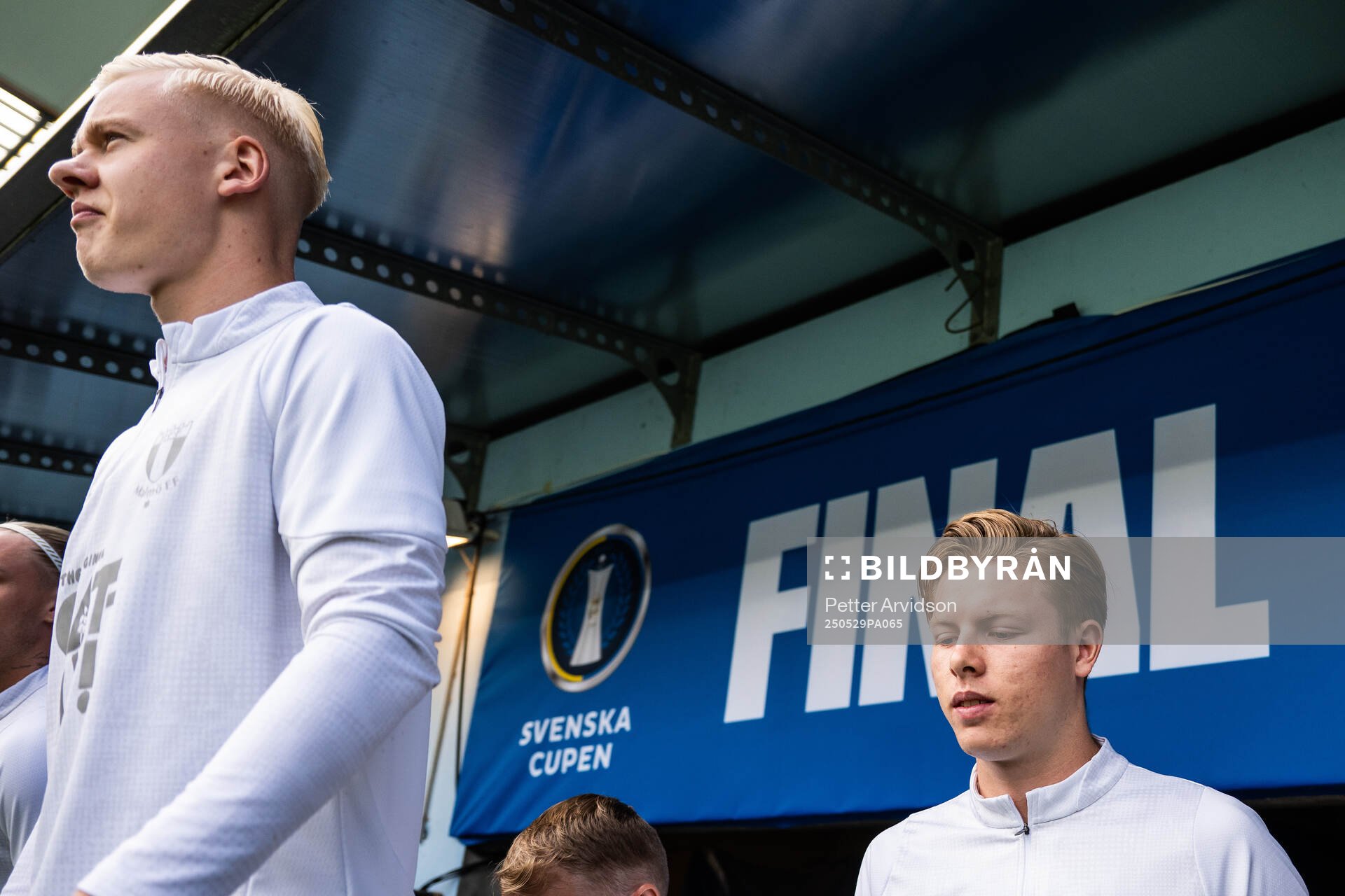 Malmö FFs Oscar Lewicki och Nils Zätterström inför finalen i Svenska Cupen mellan Malmö FF och Häcken den 29 maj 2025 i Malmö. 