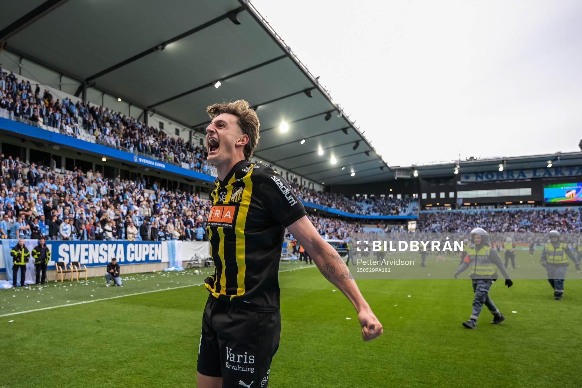 Häckens Silas Andersen jublar