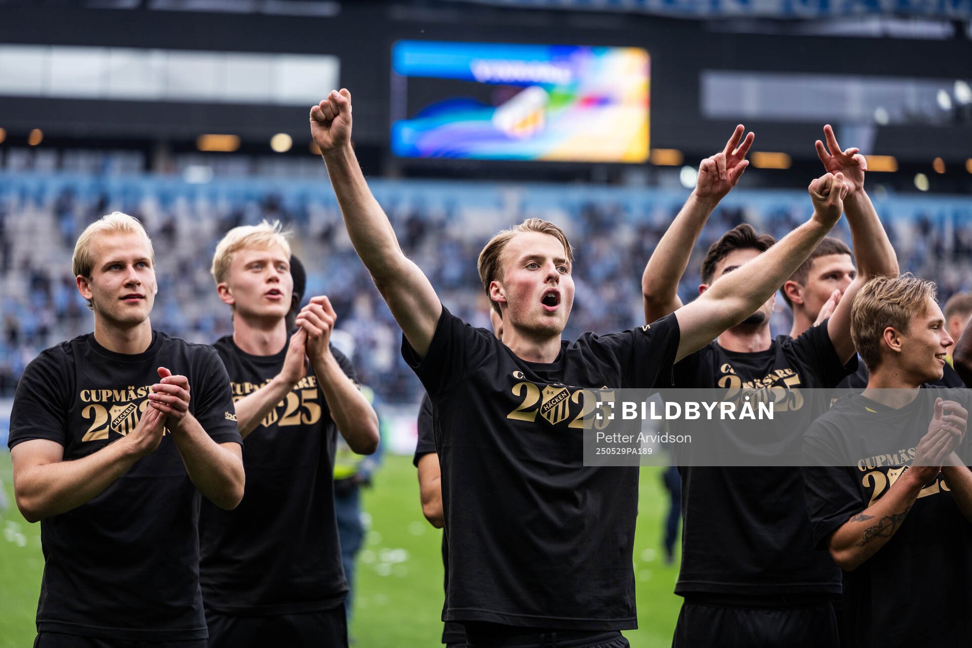 Häckens Sigge Jansson jublar efter finalen i Svenska Cupen mellan Malmö FF och Häcken den 29 maj 2025 i Malmö. 