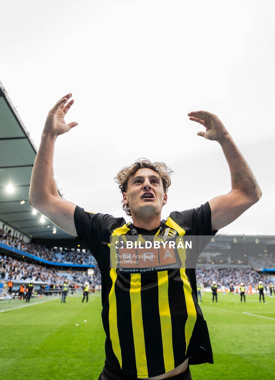 Häckens Silas Andersen jublar efter finalen i Svenska Cupen mellan Malmö FF och Häcken den 29 maj 2025 i Malmö. 