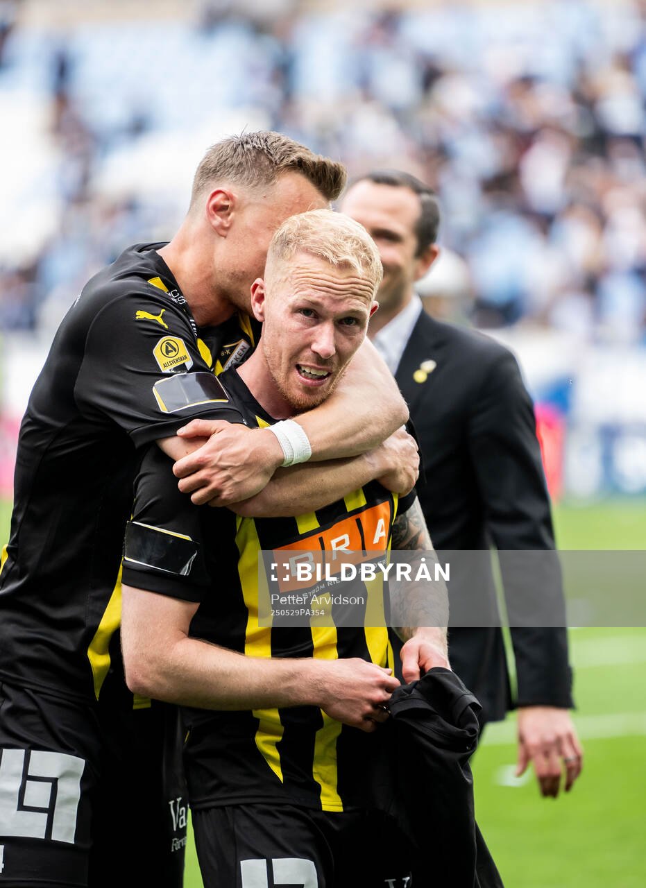 Häckens Mikkel Rygaard Jensen jublar efter finalen i Svenska Cupen mellan Malmö FF och Häcken den 29 maj 2025 i Malmö. 