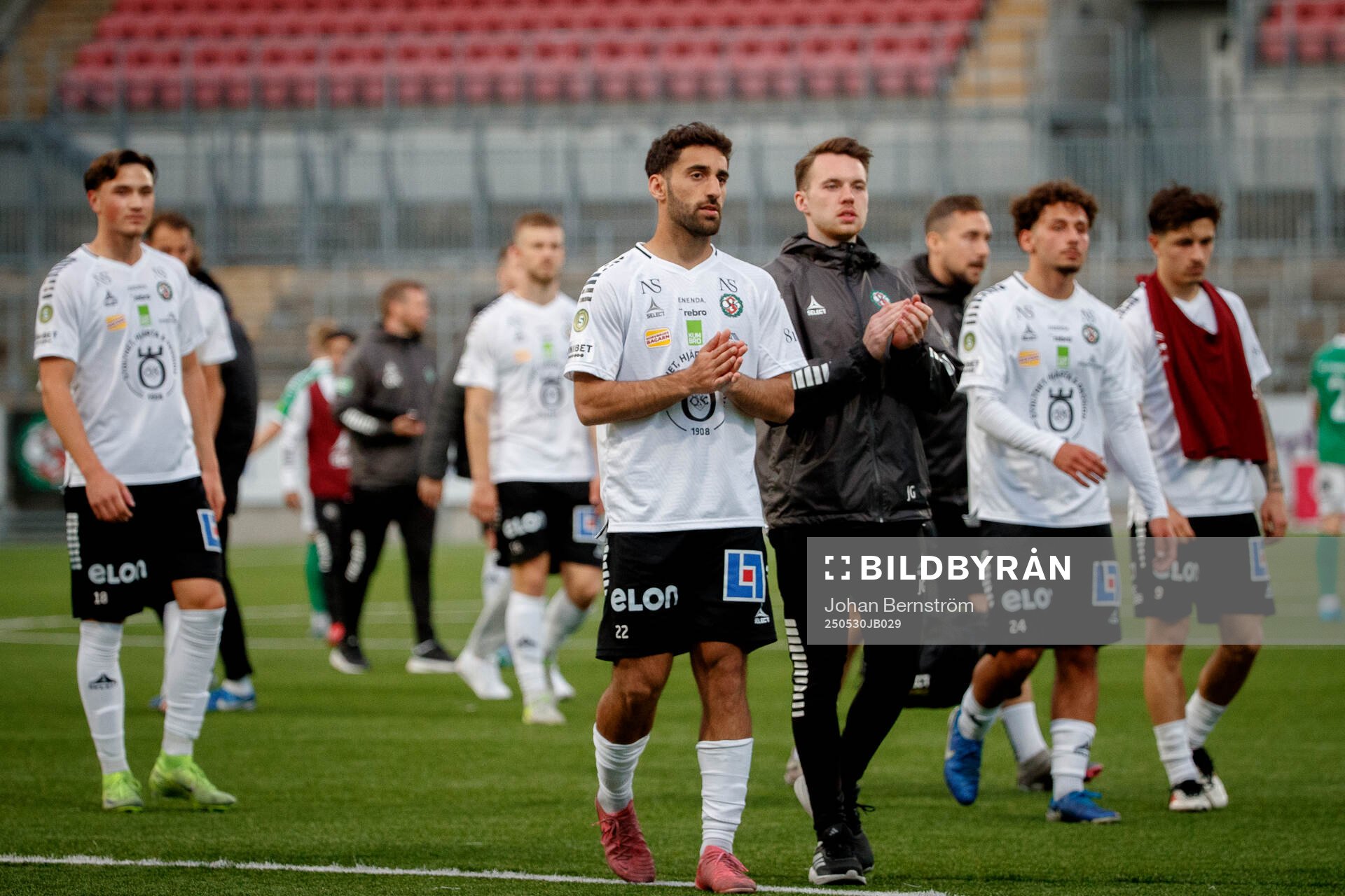 Örebros målvakt Lucas Shlimon deppar
