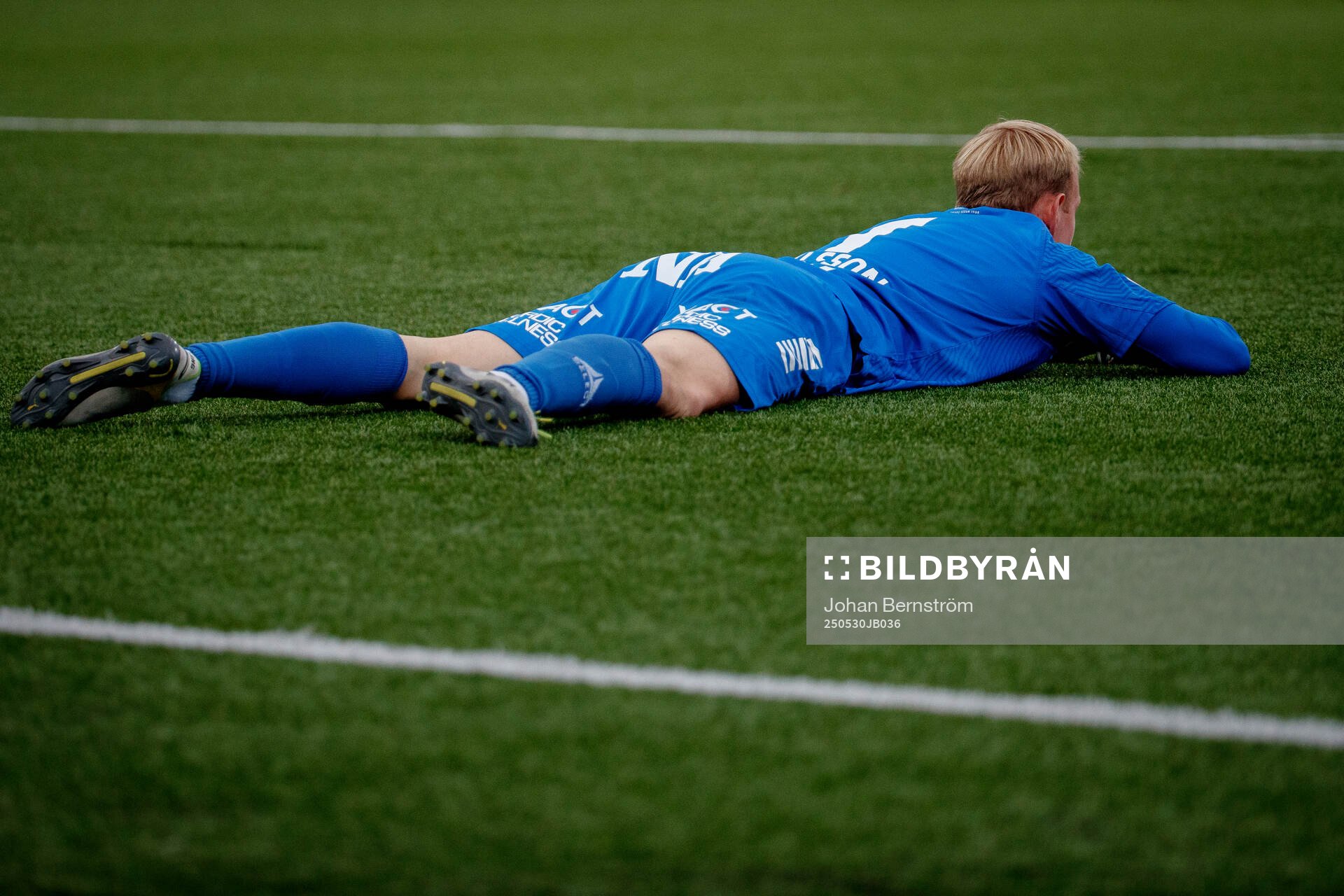 Örebros målvakt Malte Påhlsson deppar
