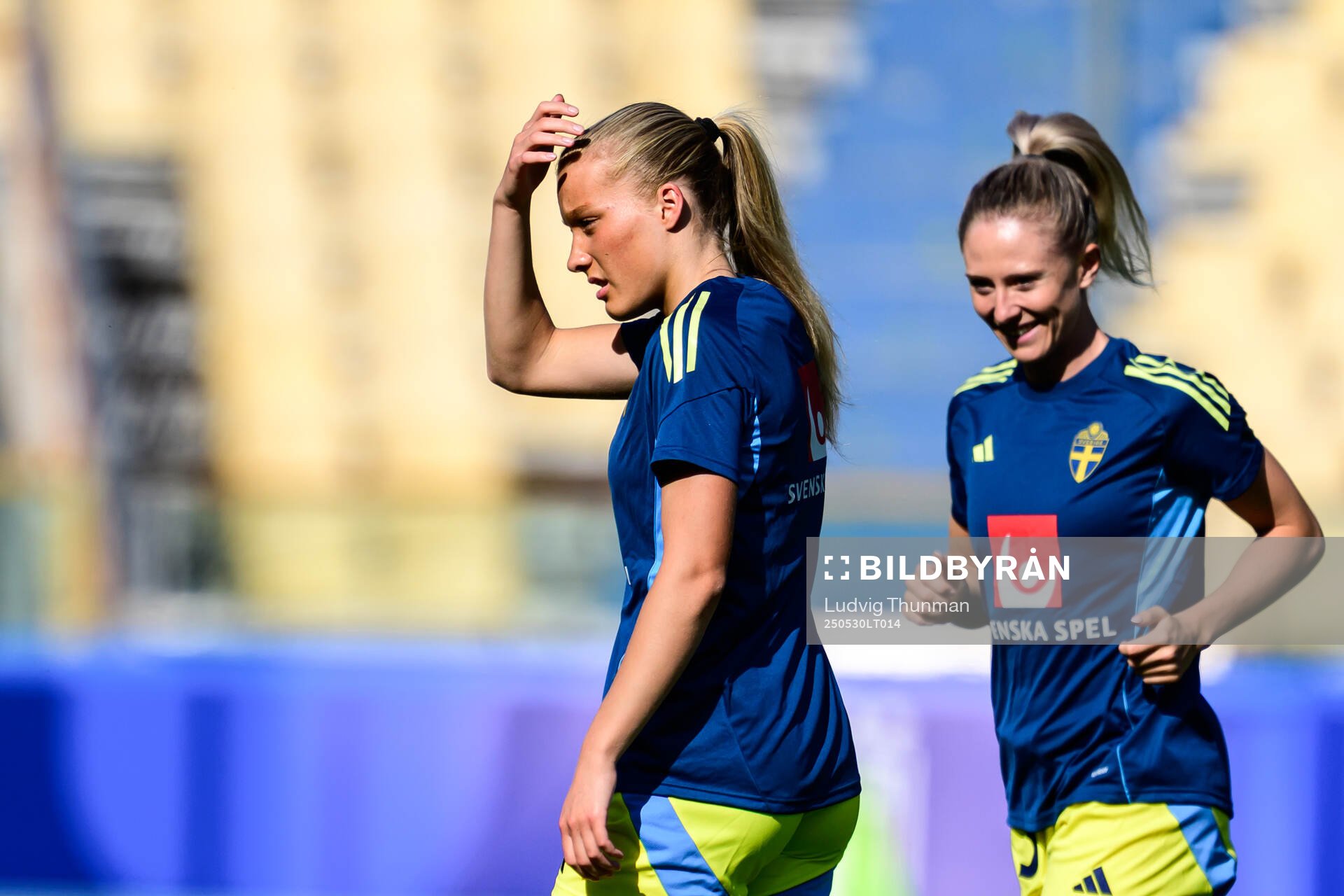 Smilla Holmberg and Rebecka Blomqvist of Sweden ahead of the Women's Nations League football match between Italy and Sweden on May 30, 2025 in Parma.