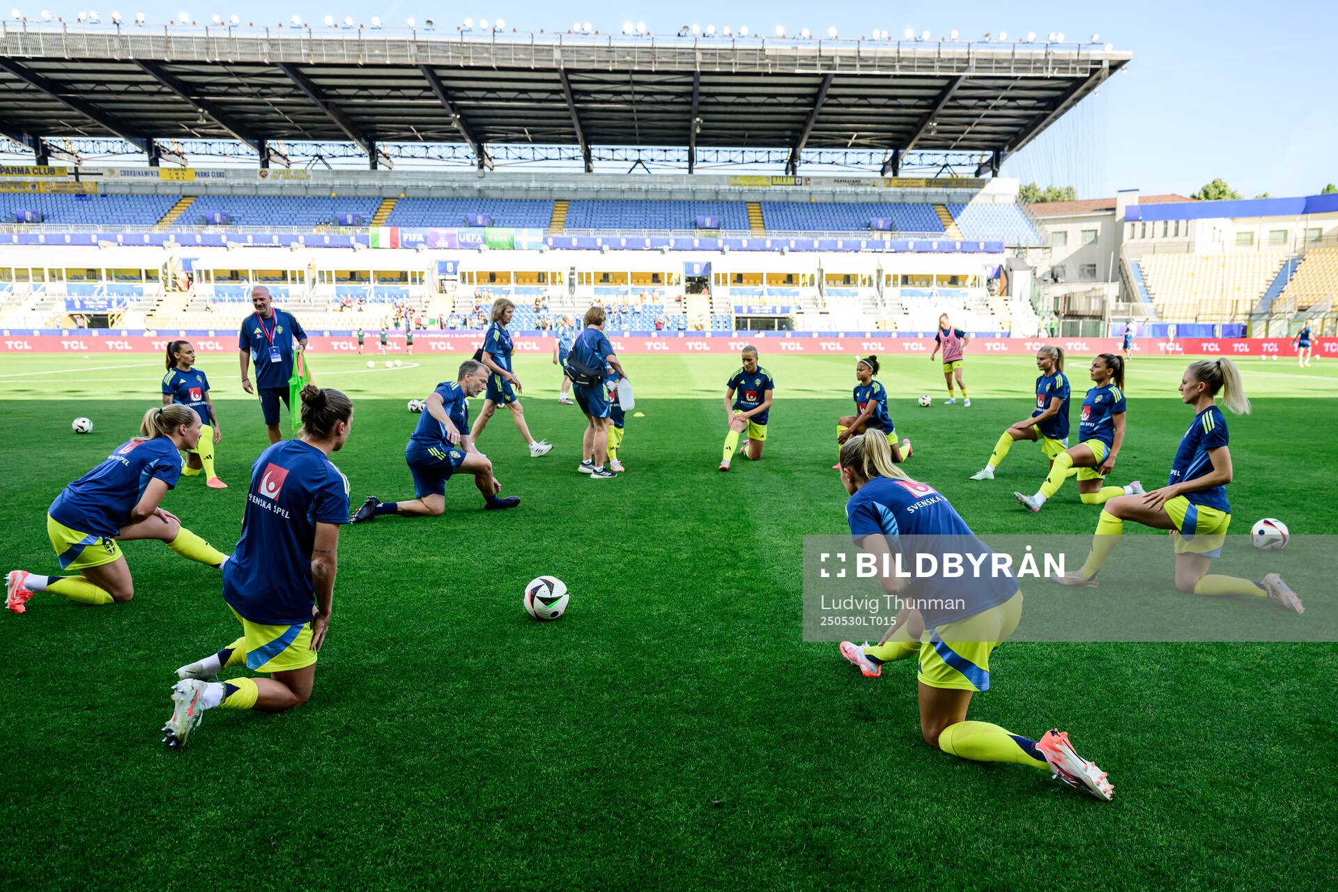 Players of Sweden ahead of the Women's Nations League football match between Italy and Sweden on May 30, 2025 in Parma. 