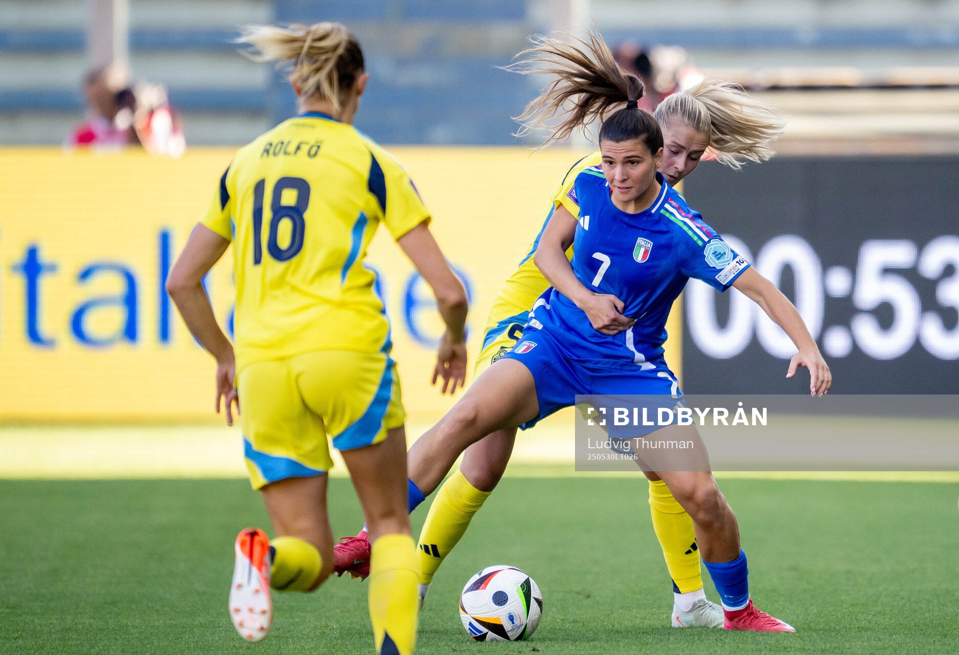 Sofia Cantore of Italy and Amanda Nildén of Sweden
