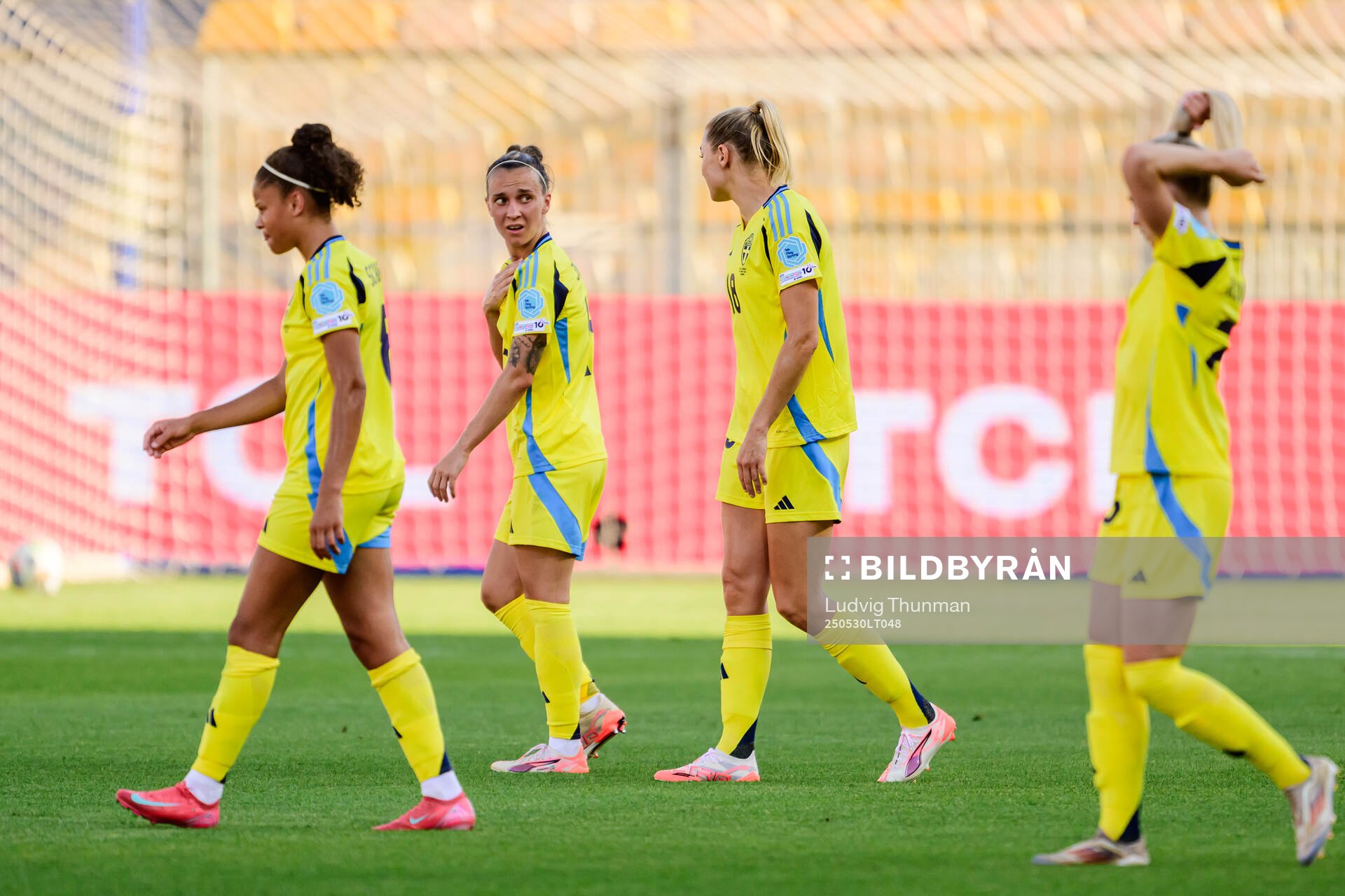 Felicia Schröder , Julia Zigiotti Olme , Fridolina Rolfö and Rebecka Blomqvist of Sweden during the Women's Nations League football match between Italy and Sweden on May 30, 2025 in Parma. 
