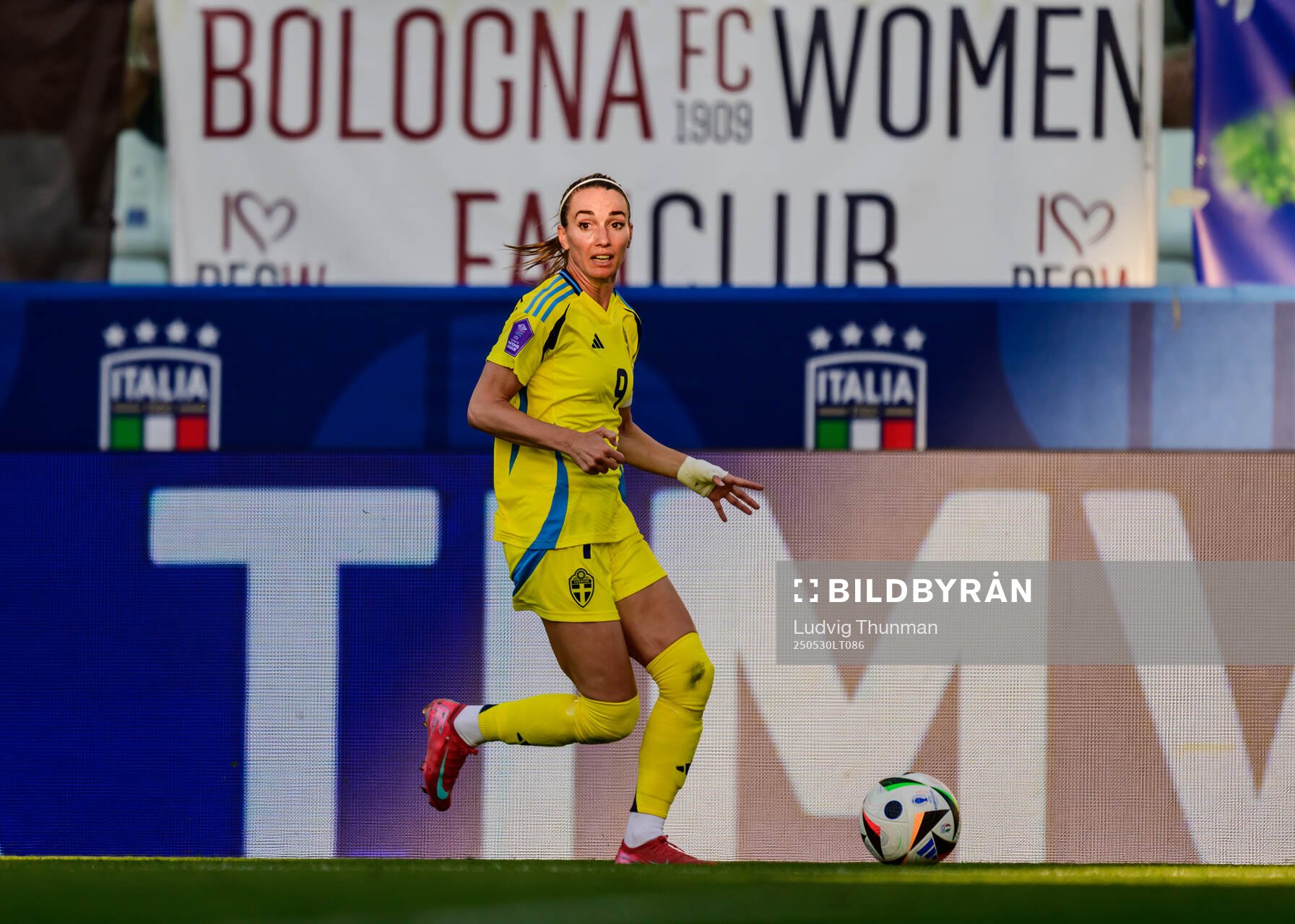 Kosovare Asllani of Sweden during the Women's Nations League football match between Italy and Sweden on May 30, 2025 in Parma. 