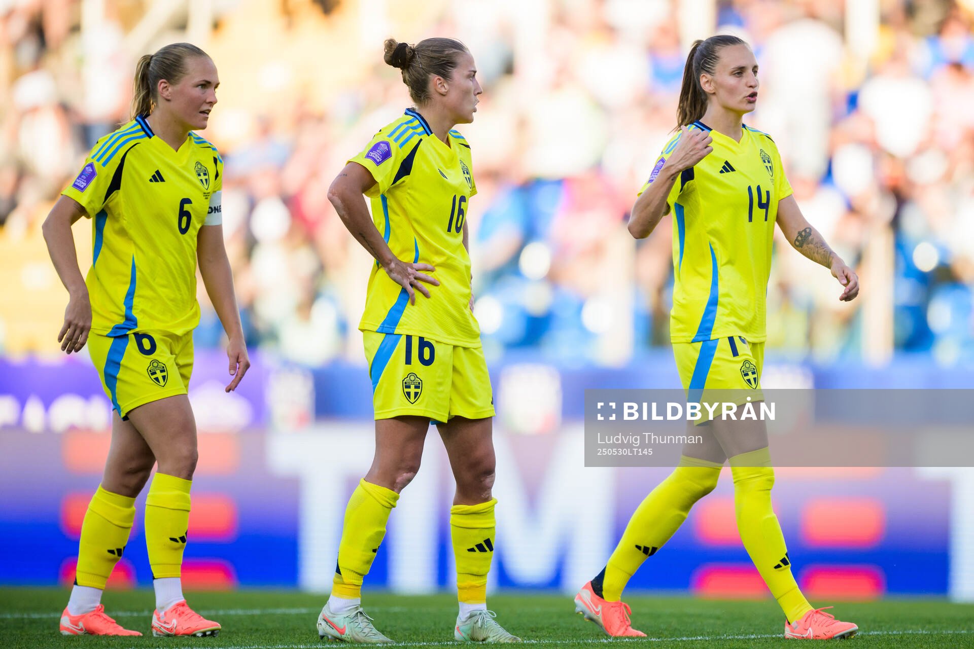 Magdalena Eriksson, Filippa Angeldahl and Nathalie Björn of Sweden during the Women's Nations League football match between Italy and Sweden on May 30, 2025 in Parma.