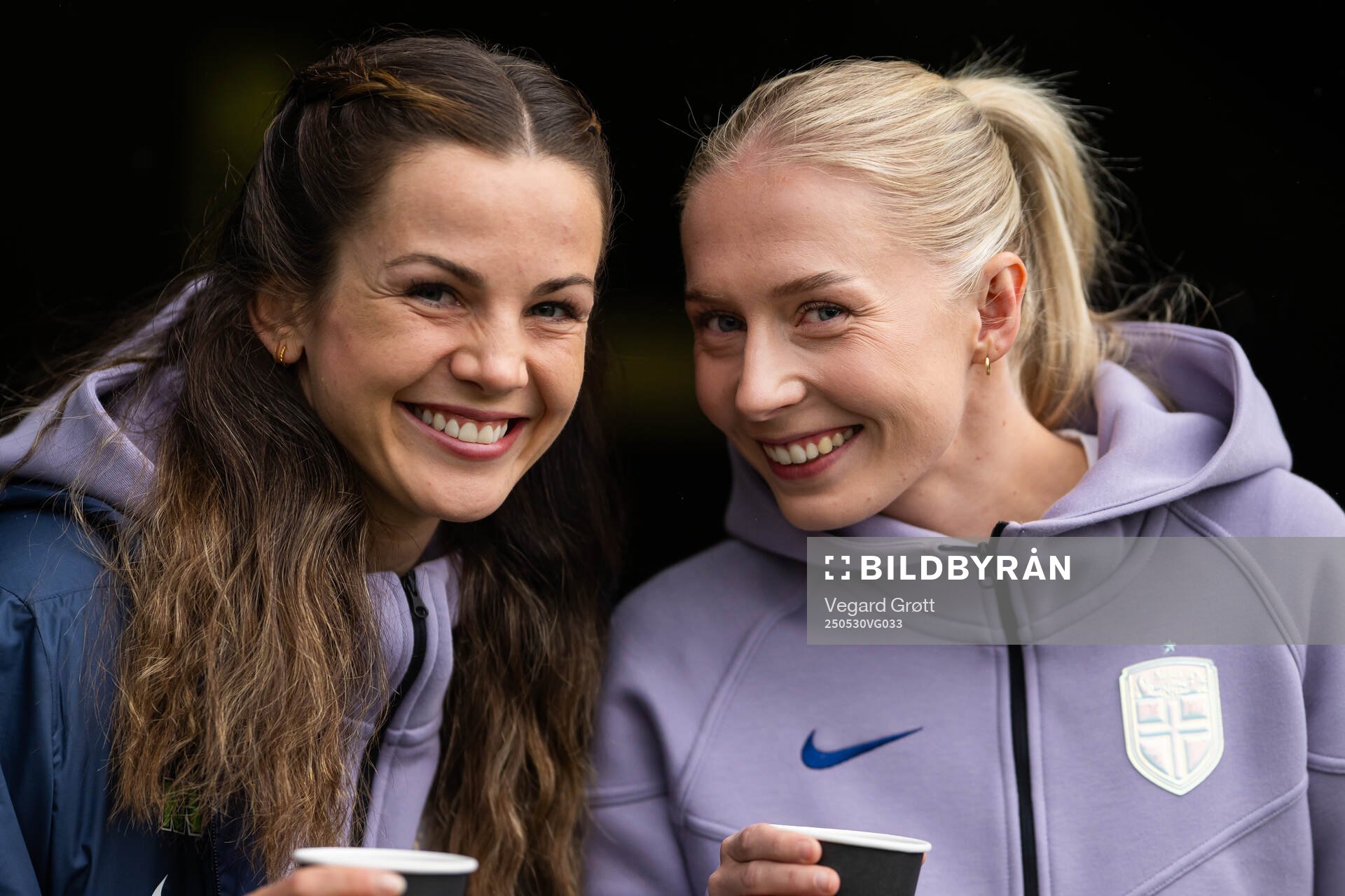 Tuva Hansen and Thea Bjelde of Norway ahead of the UEFA Women’s Nations League football match between Norway and Iceland on May 30, 2025 in Trondheim.