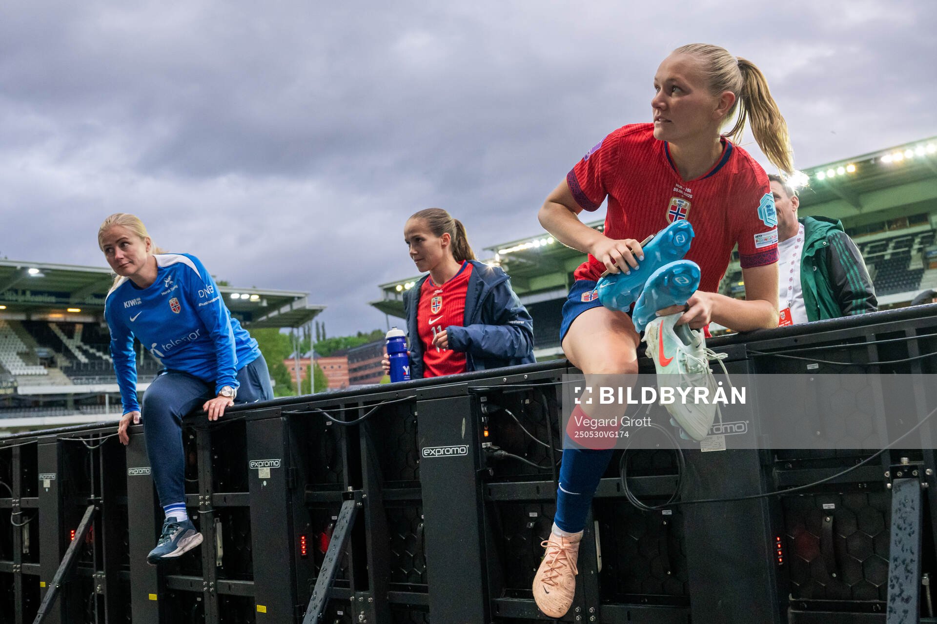 Team manager Jeanette Ringstad, Guro Reiten and Frida Maanum of Norway after the UEFA Women’s Nations League football match between Norway and Iceland on May 30, 2025 in Trondheim.
