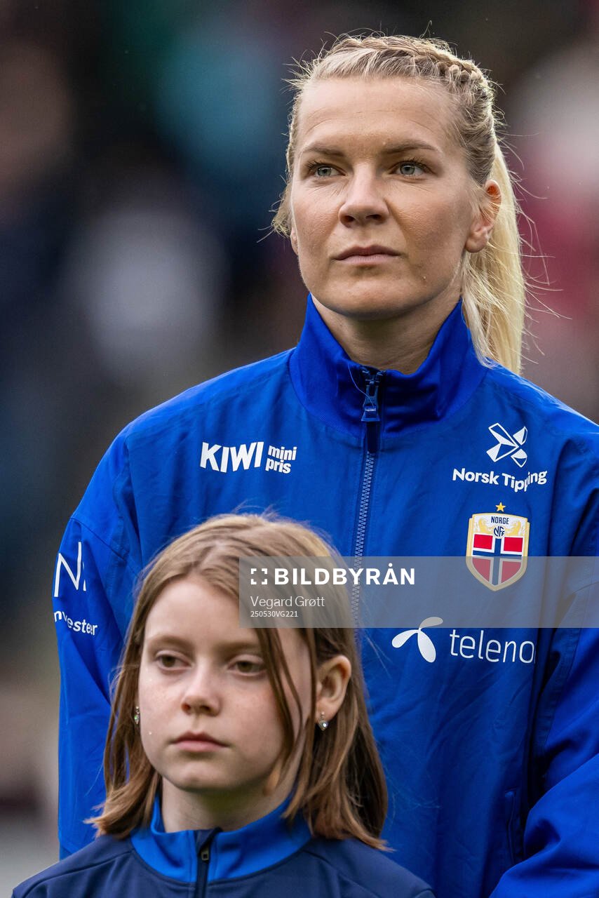 Ada Hegerberg of Norway line up ahead of the UEFA Women’s Nations League football match between Norway and Iceland on May 30, 2025 in Trondheim.