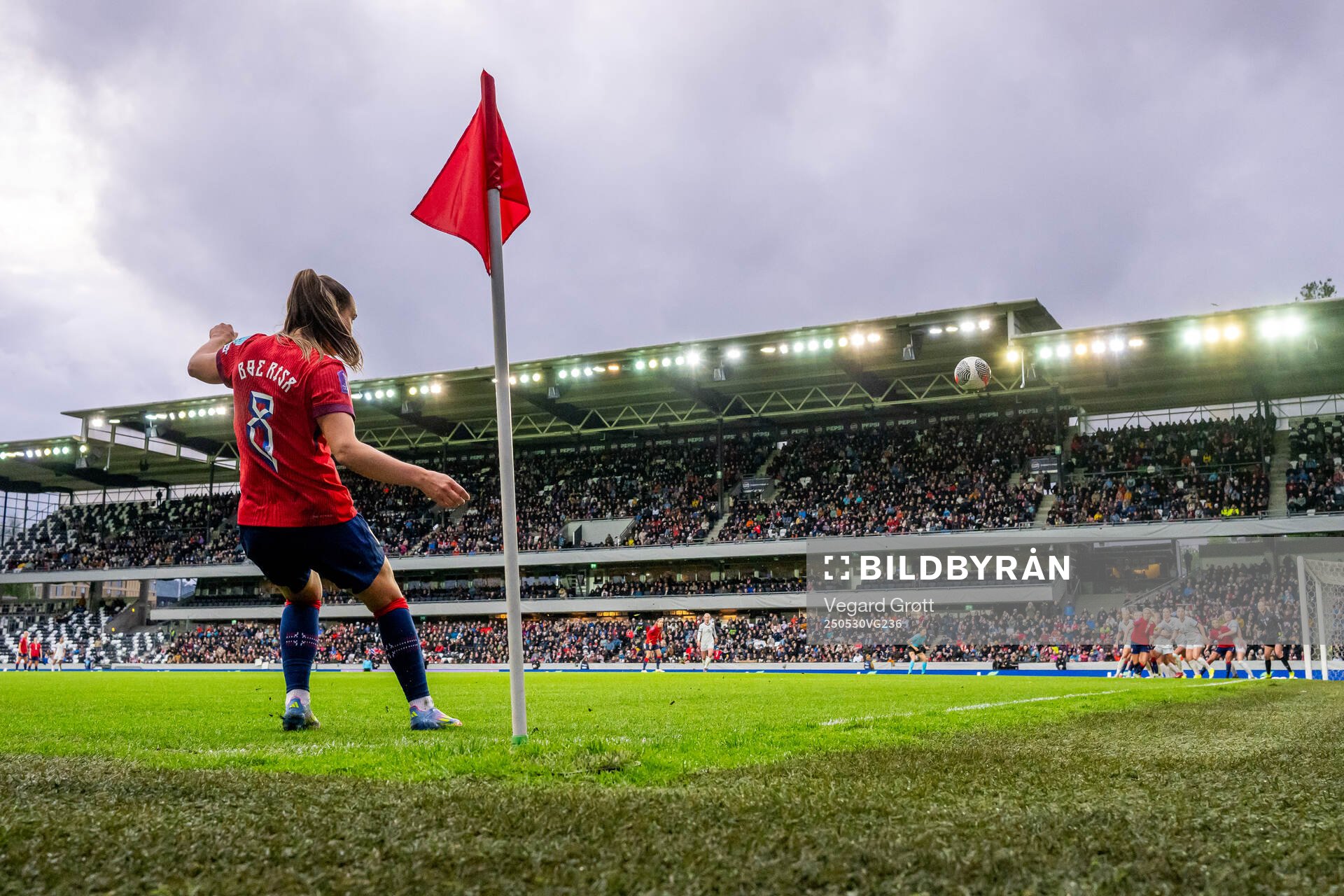 Vilde Bøe Risa of Norway takes a corner kick during the UEFA Women’s Nations League football match between Norway and Iceland on May 30, 2025 in Trondheim.