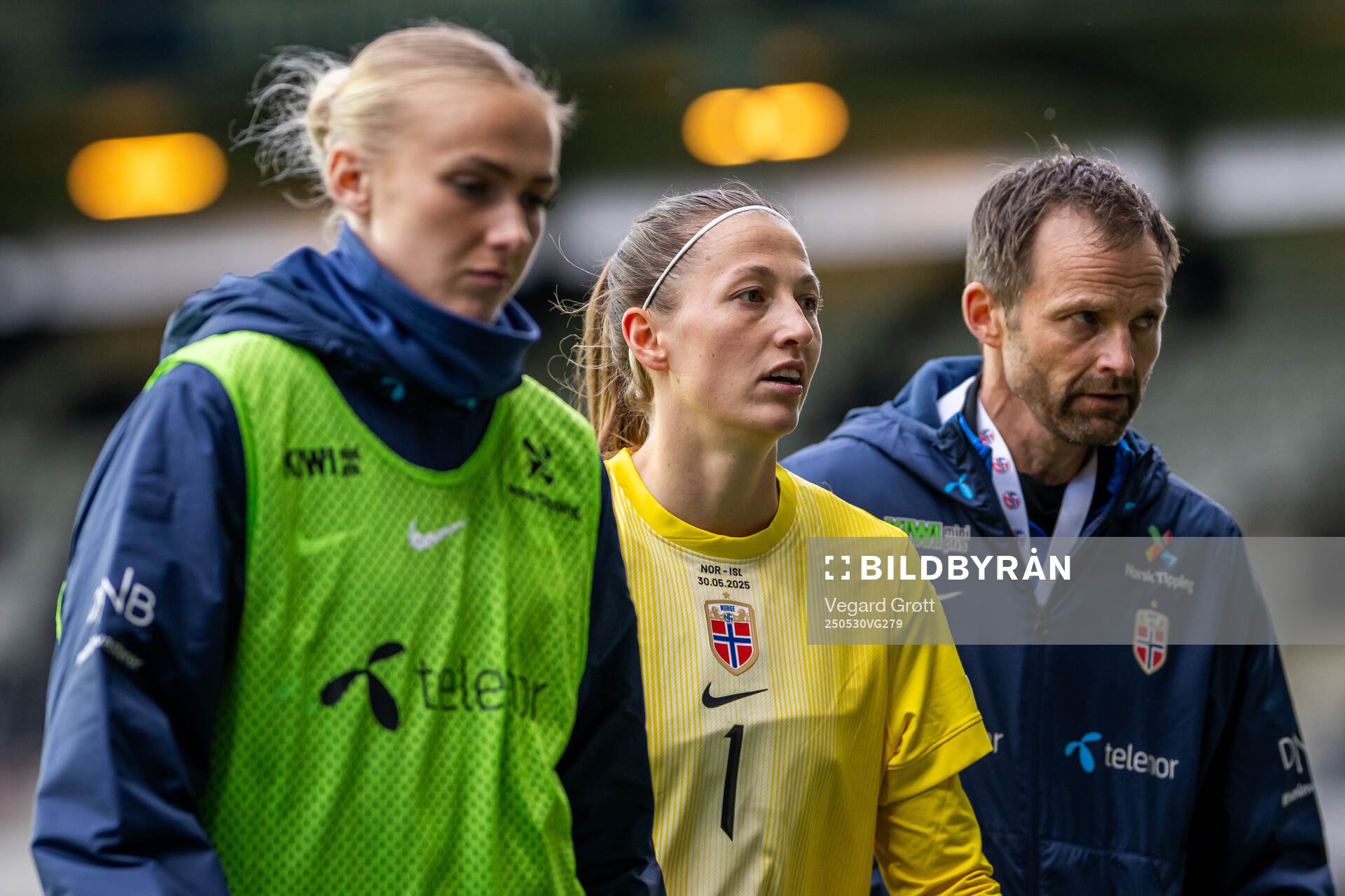 Goalkeeper Selma Panengstuen, goalkeeper Cecilie