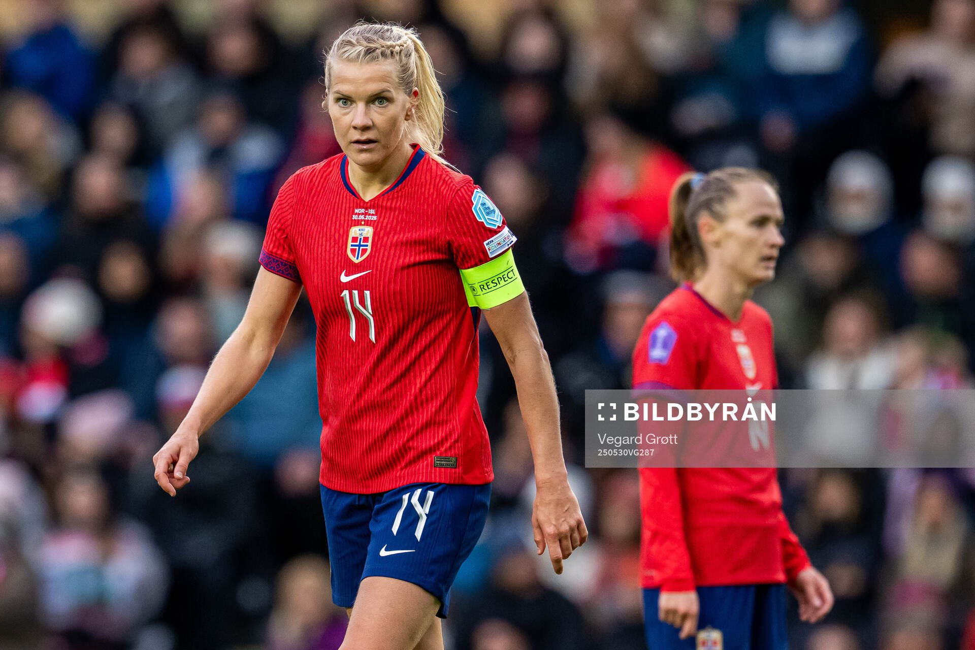 Ada Hegerberg and Caroline Graham Hansen of Norway
