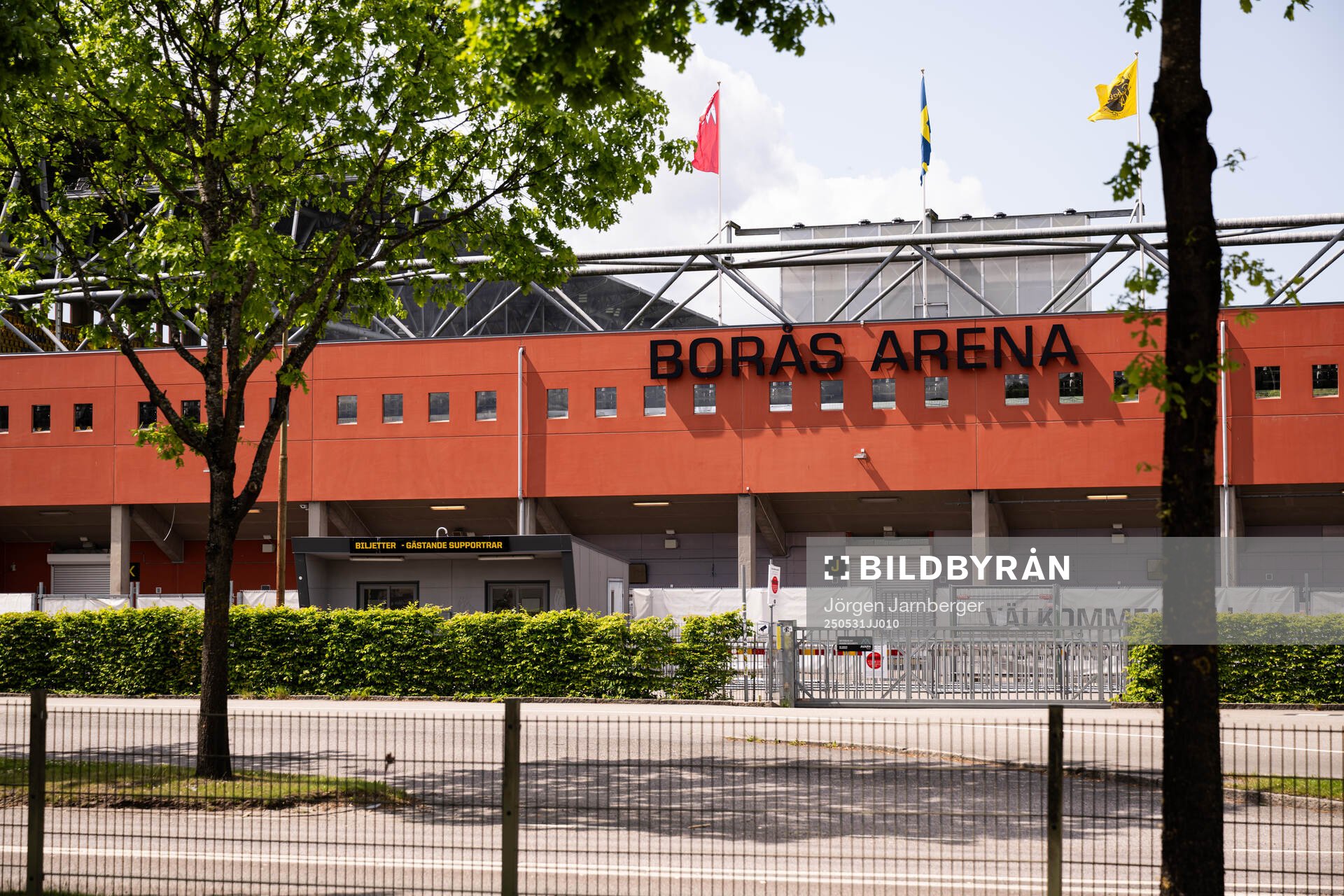 Borås Arena (östra sidan) exteriört inför fotbollsmatchen i Allsvenskan mellan Elfsborg och Hammarby den 31 maj 2025 i Borås. 