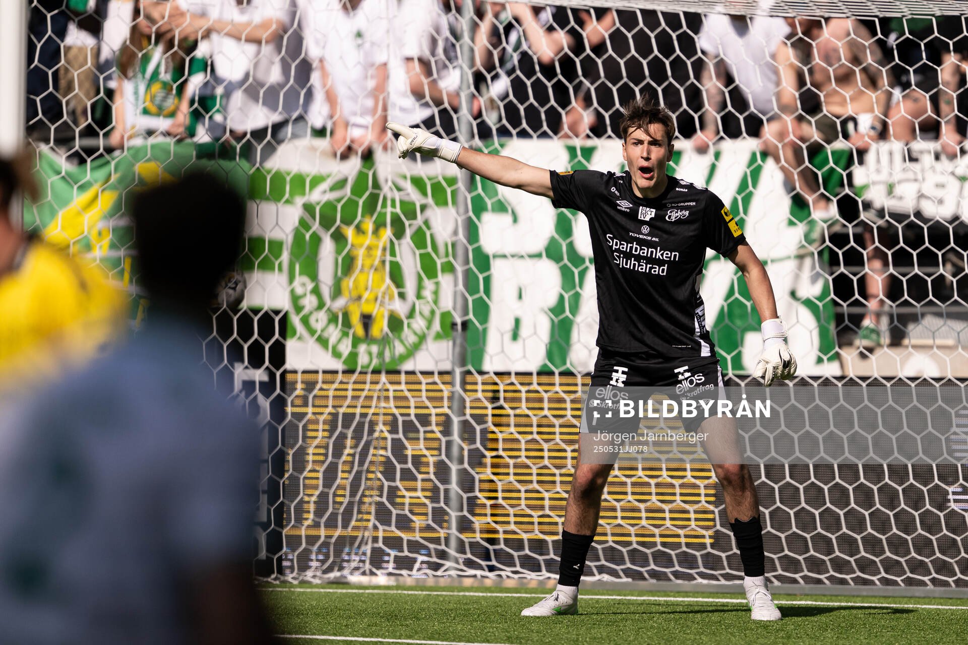 Elfsborgs målvakt Simon Eriksson under fotbollsmatchen i Allsvenskan mellan Elfsborg och Hammarby den 31 maj 2025 i Borås. 
