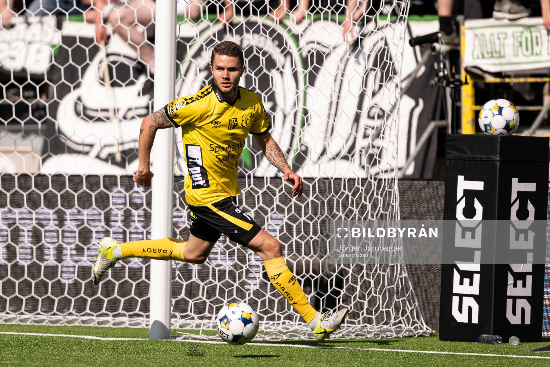Elfsborgs Julius Magnusson under fotbollsmatchen i Allsvenskan mellan Elfsborg och Hammarby den 31 maj 2025 i Borås. 
