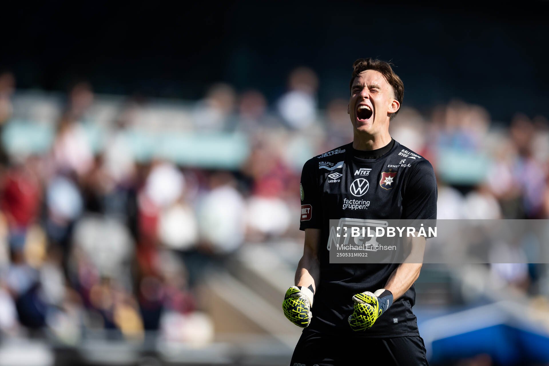 Örgrytes målvakt Hampus Gustafsson jublar efter fotbollsmatchen i Superettan mellan Örgryte och Trelleborg den 31 maj 2025 i Göteborg. 