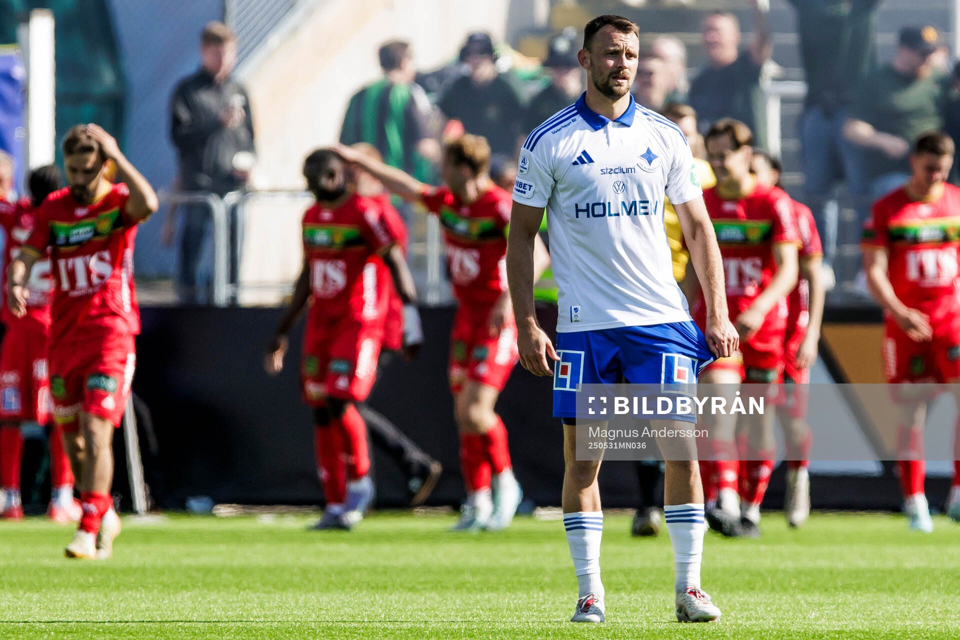 IFK Norrköpings Max Watson deppar efter 0-2 under fotbollsmatchen i Allsvenskan mellan IFK Norrköping och GAIS den 31 maj 2025 i Norrköping. 